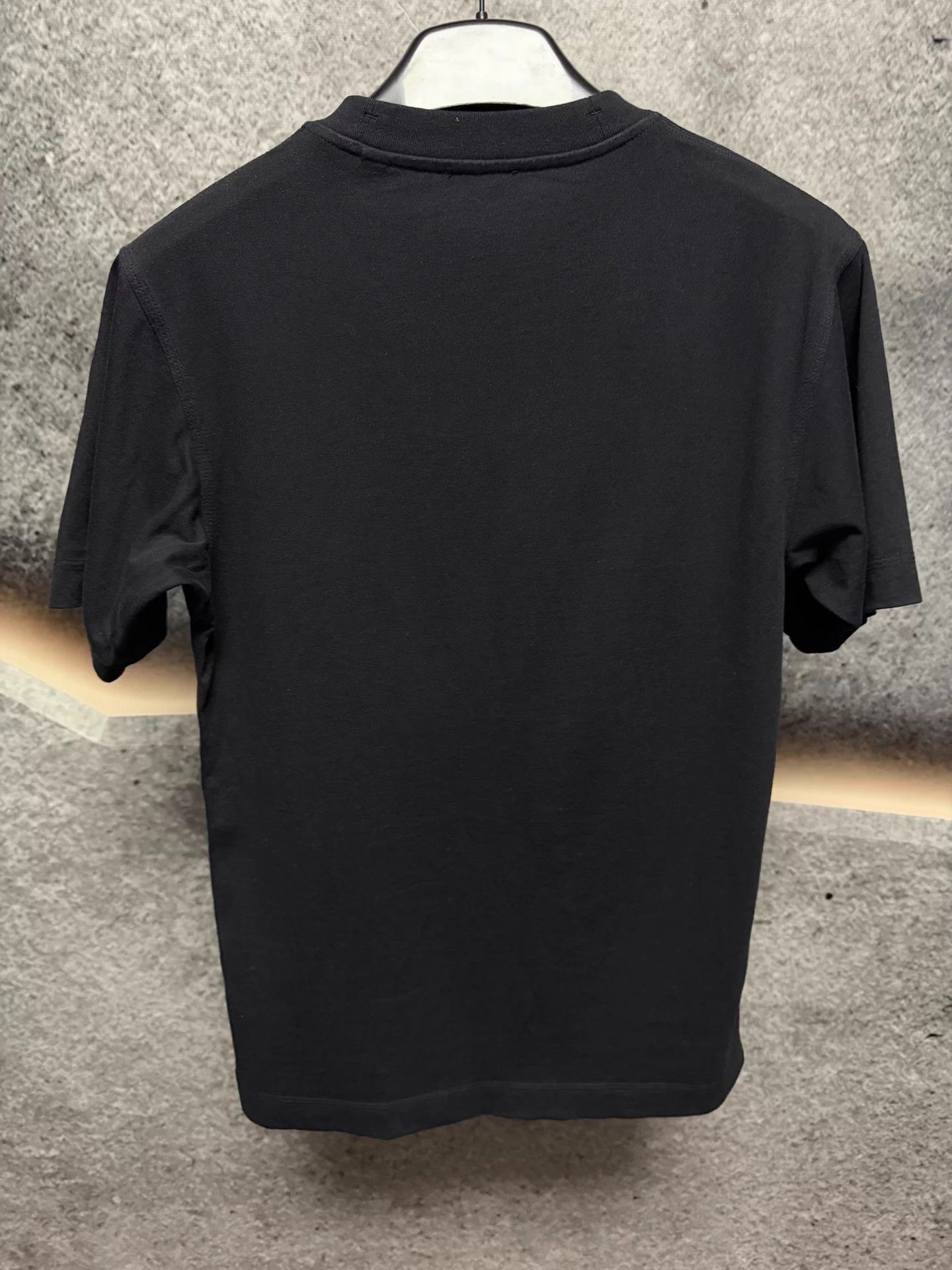 Burberry Men's Black XS Horseferry Print T-shirt