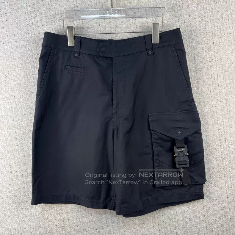 Dior Dior Lock buckle Logo function workwear pocket shorts Size US 32 / EU 48 - 1 Thumbnail