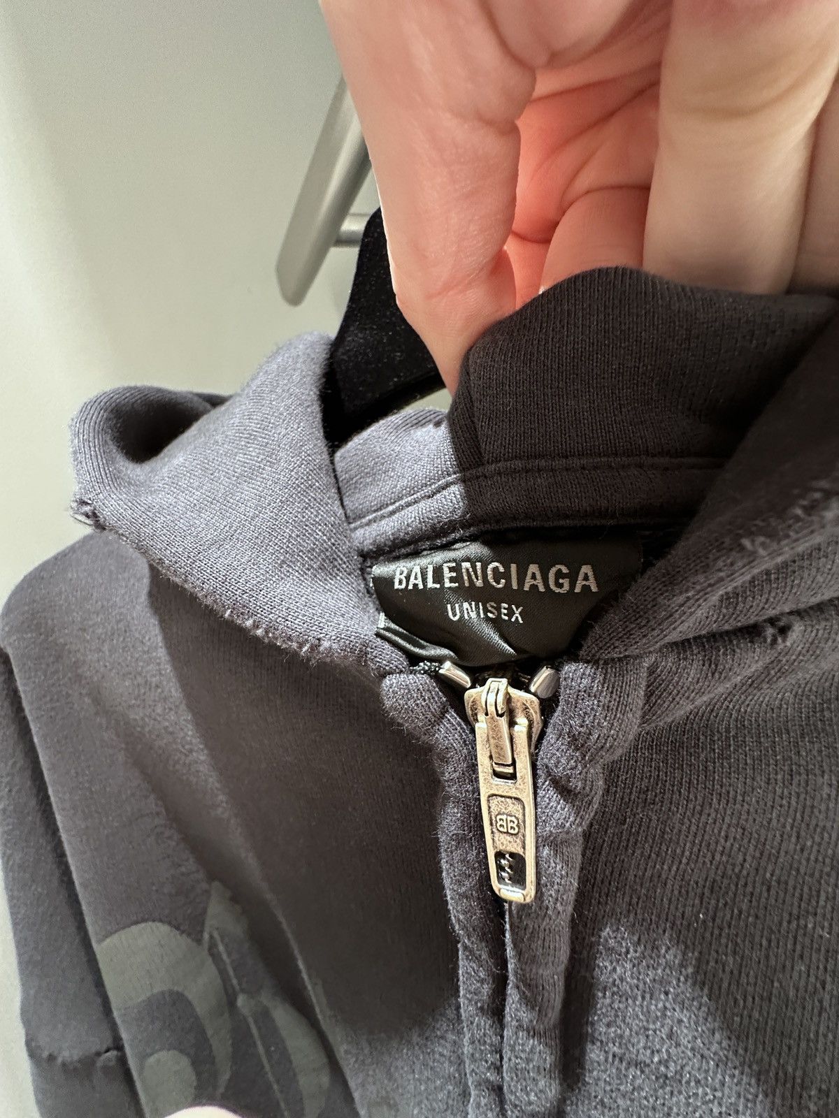 Balenciaga Balenciaga Tacky zip up hoodie Size US S / EU 44-46 / 1 - 4 Thumbnail
