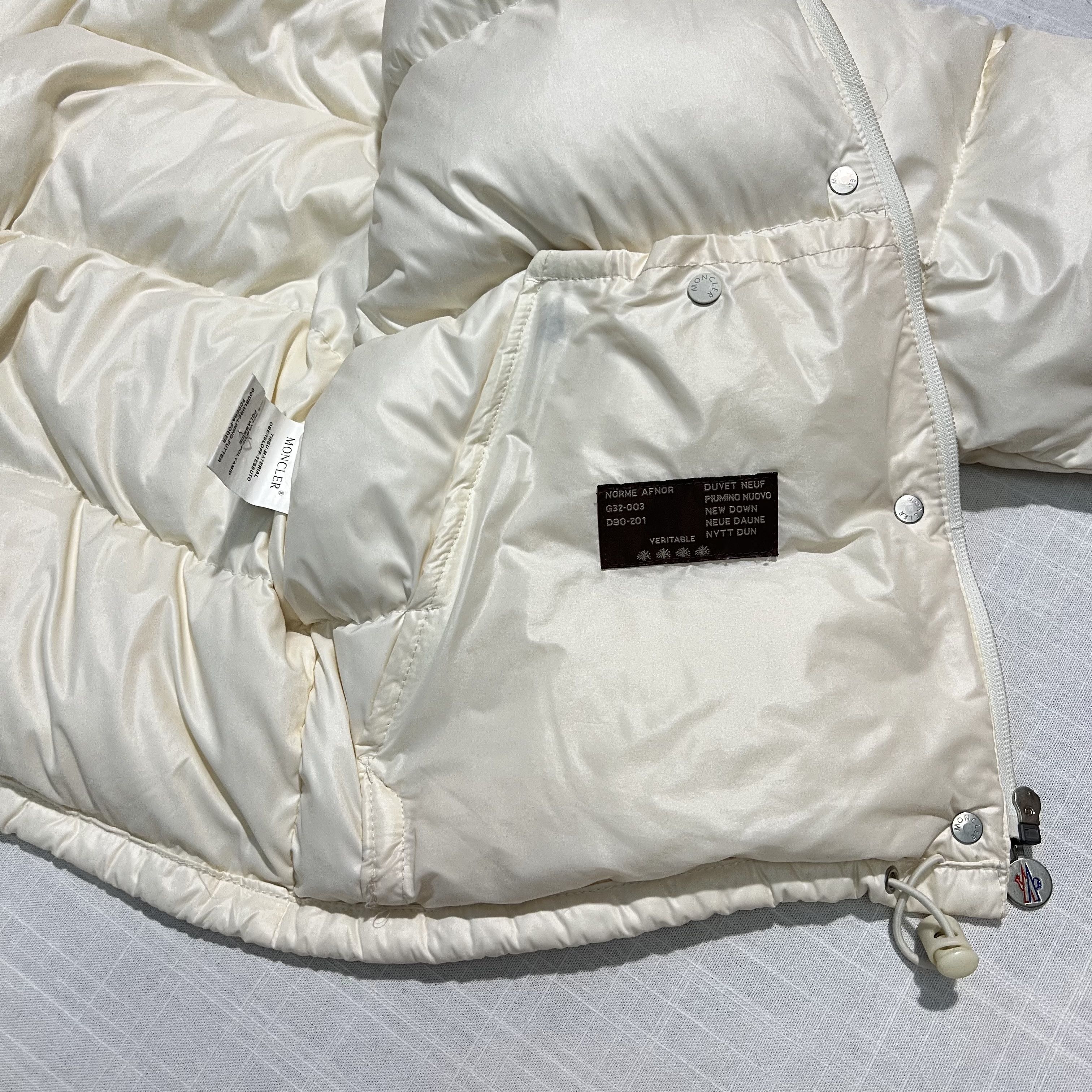 Moncler Moncler Vintage puffer down jacket Size S / US 4 / IT 40 - 21 Thumbnail