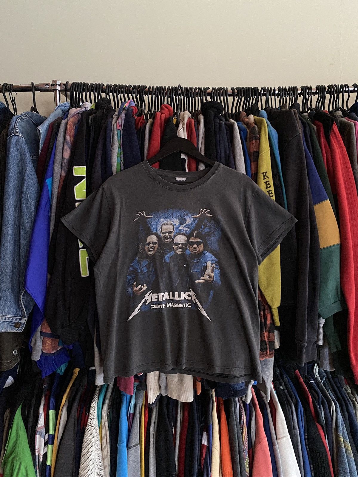 Band Tees VINTAGE METALLICA DEATH MAGNETIC FADED BOXY T-SHIRT Size US M / EU 48-50 / 2 - 1 Thumbnail