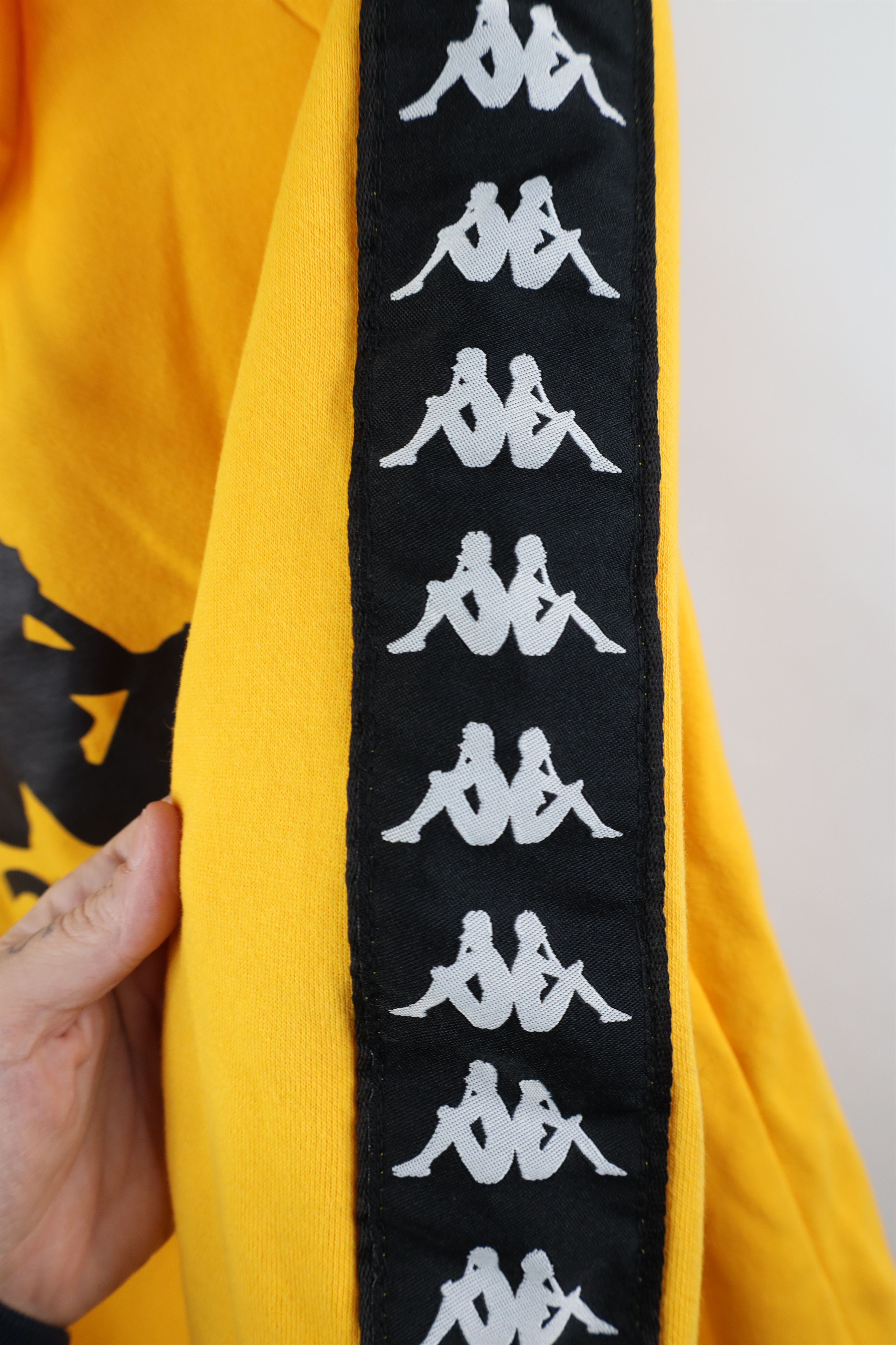 Kappa Vintage 90s Kappa Spell Out Taped Logo Soccer Hoodie Size US M / EU 48-50 / 2 - 9 Thumbnail