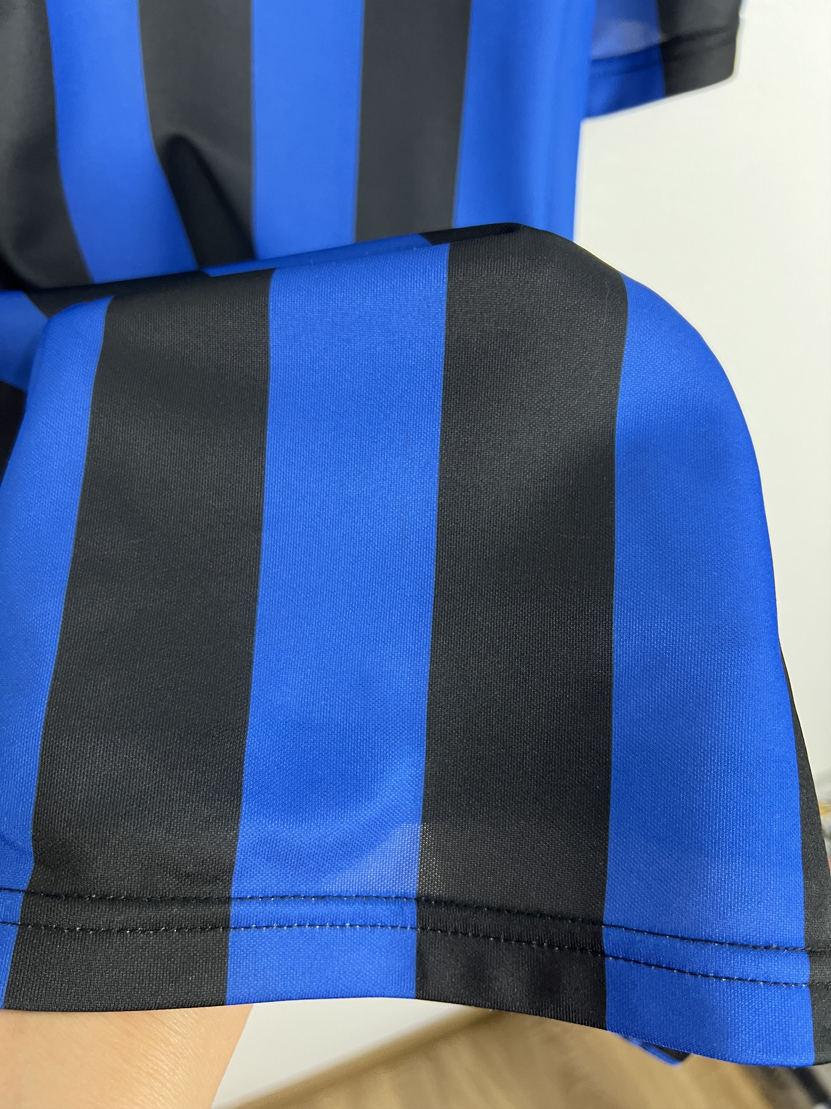 Nike Inter Milan Home football shirt 2010 Soccer Nike Jersey Size US XL / EU 56 / 4 - 16 Thumbnail