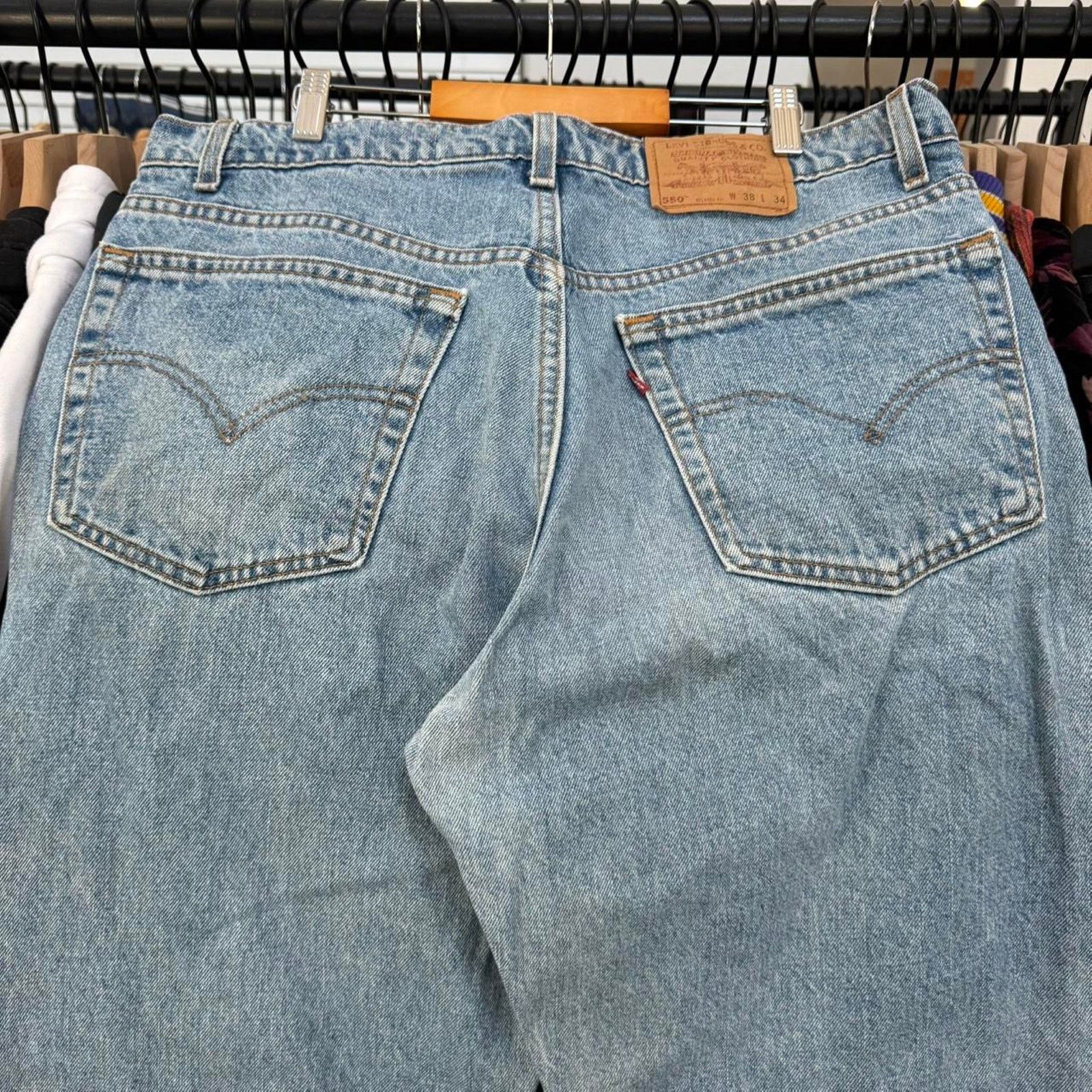 Levi's Vintage 1996 Levis 550 With Perfect Fade And Great Wear Size US 36 / EU 52 - 2 Thumbnail