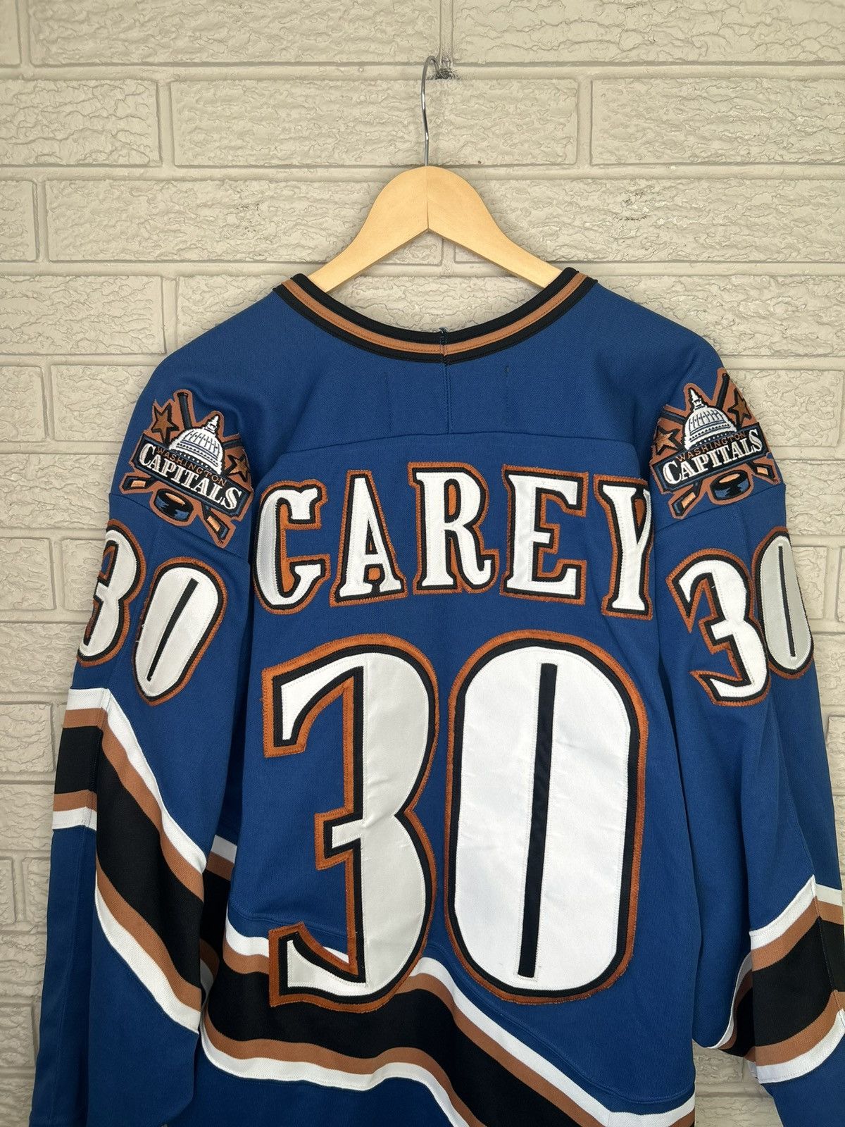 Ccm Vintage CCM Washington Capitals Jim Carey Jersey Size US XL / EU 56 / 4 - 8 Thumbnail
