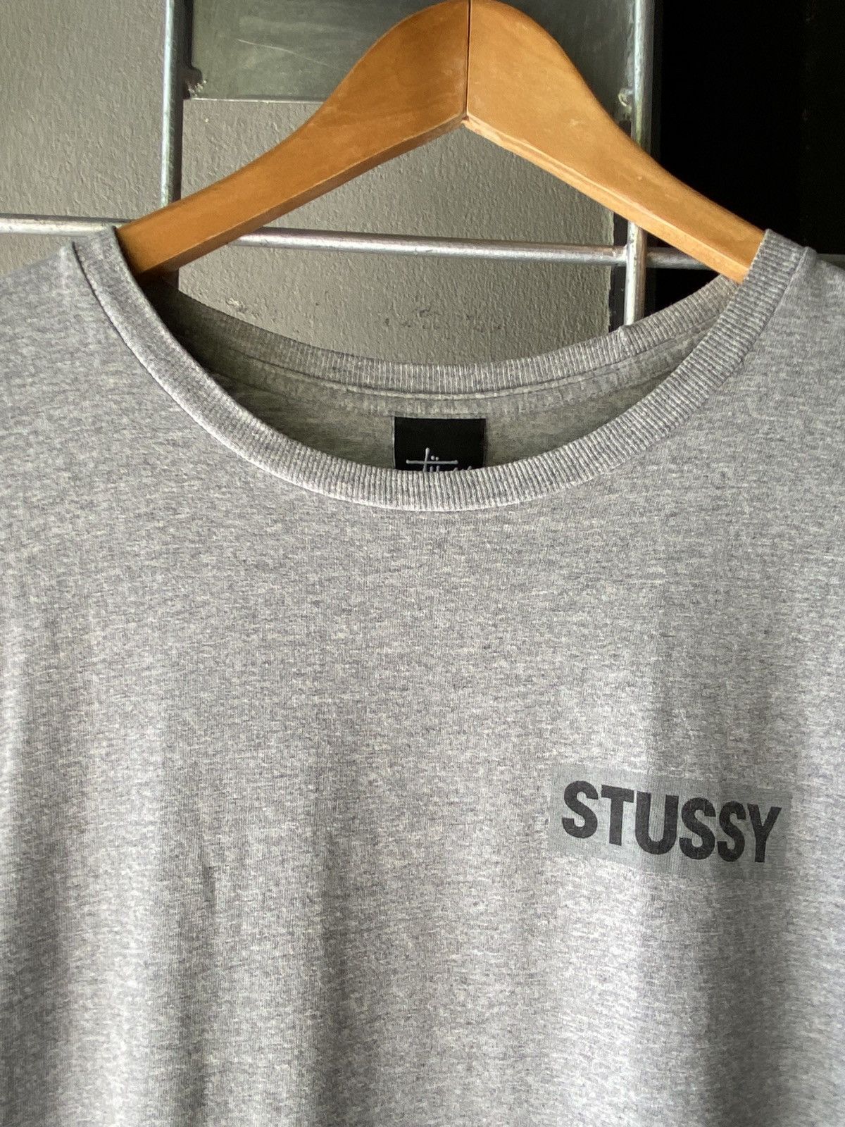 Stussy Stussy Gray Crew Neck Short Sleeve T-Shirt Size US L / EU 52-54 / 3 - 12 Thumbnail