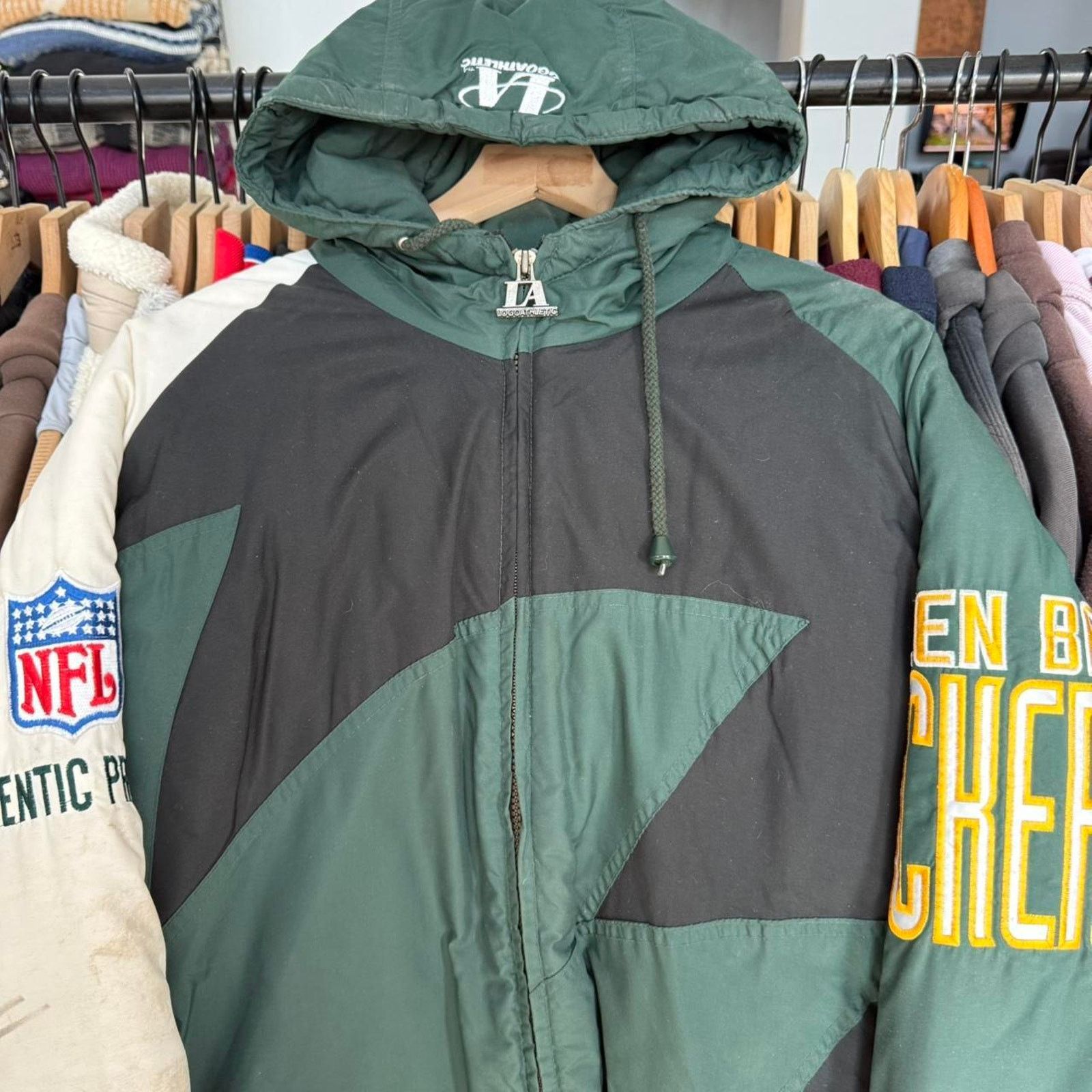 Logo Athletic Vintage 90s Signed Logo Athletic Packers Sharktooth Puffer Size US M / EU 48-50 / 2 - 2 Thumbnail