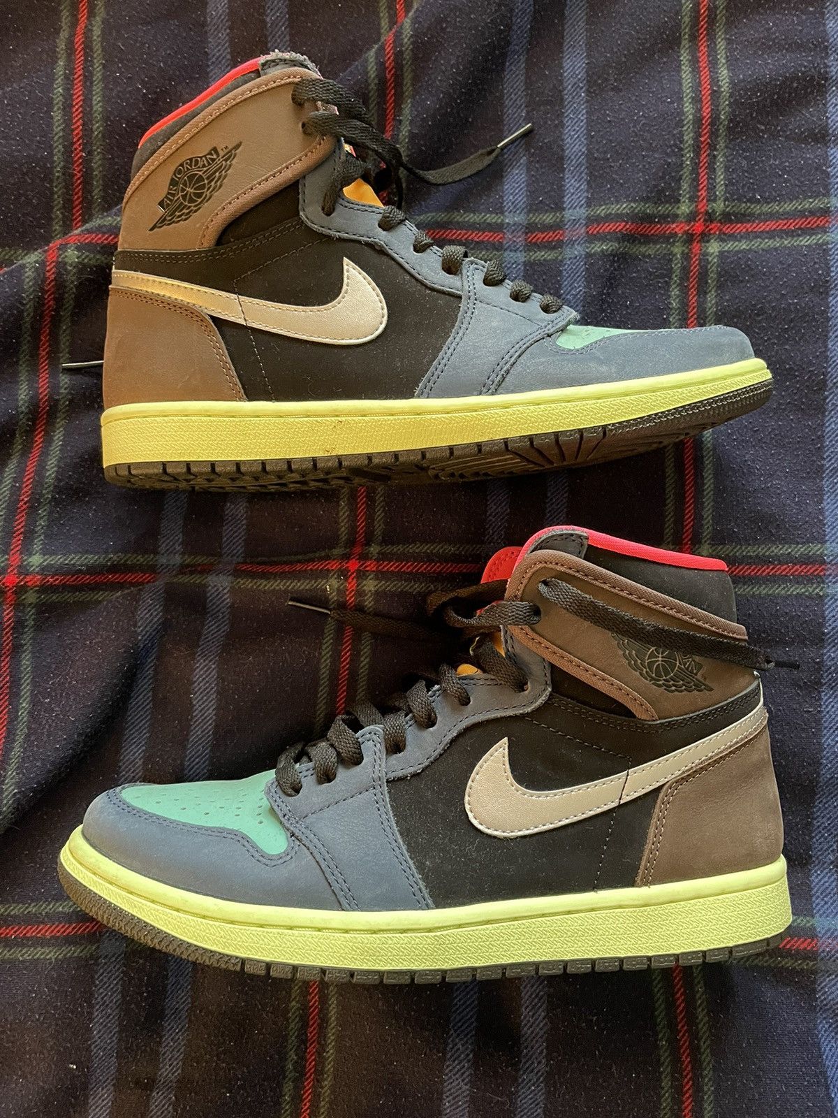 Jordan Retro High Tokyo Bio Hack