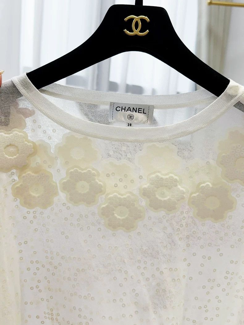 Chanel Chanel 17P white camellia sequin embroidered lace blouse l Size XS / US 0-2 / IT 36-38 - 6 Thumbnail