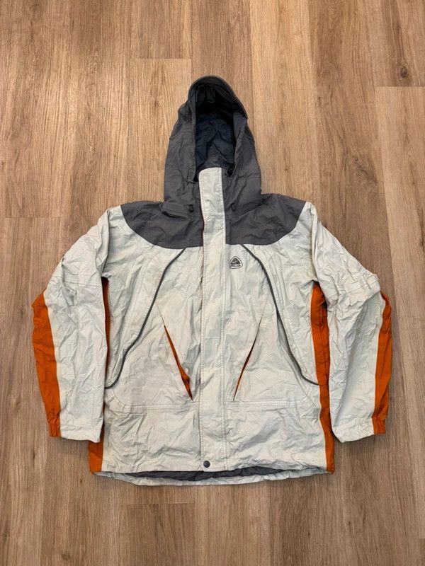 Nike ACG Nike ACG Storm-Fit Vintage 00s 90s Ski Jacket Snowboard L Size US L / EU 52-54 / 3 - 1 Thumbnail