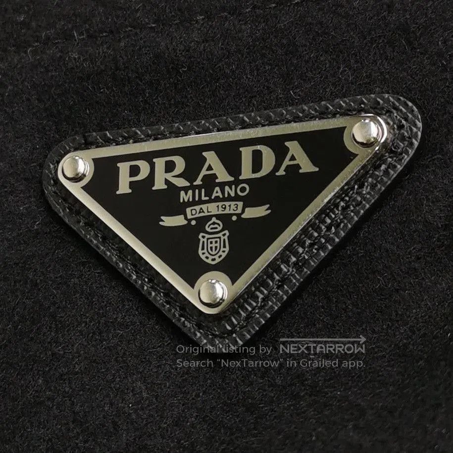 Prada Prada Wool Blend Triangle Logo Trousers in Black . Size 37" - 3 Thumbnail