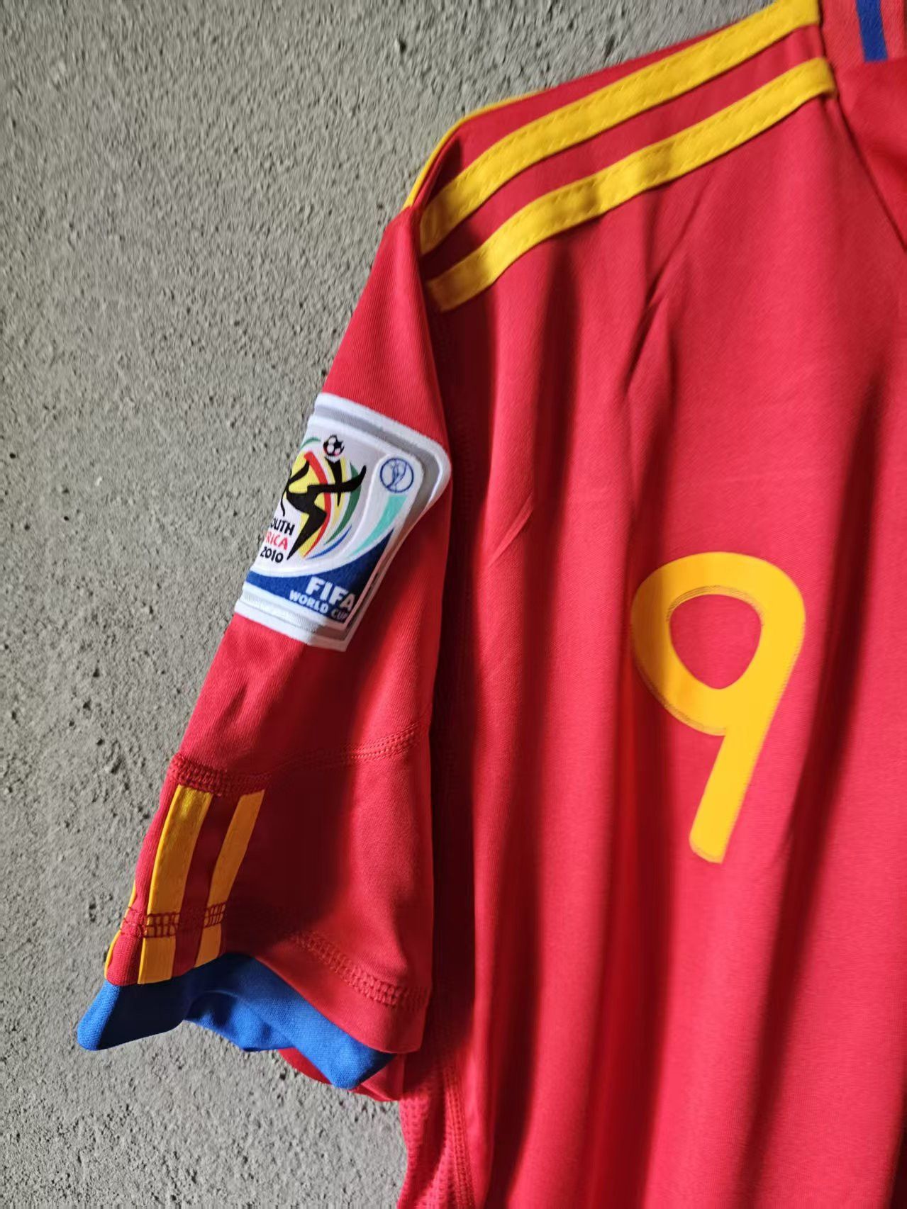 Other 2010 Spain 9 Torres Jersey Home Size US L / EU 52-54 / 3 - 3 Thumbnail