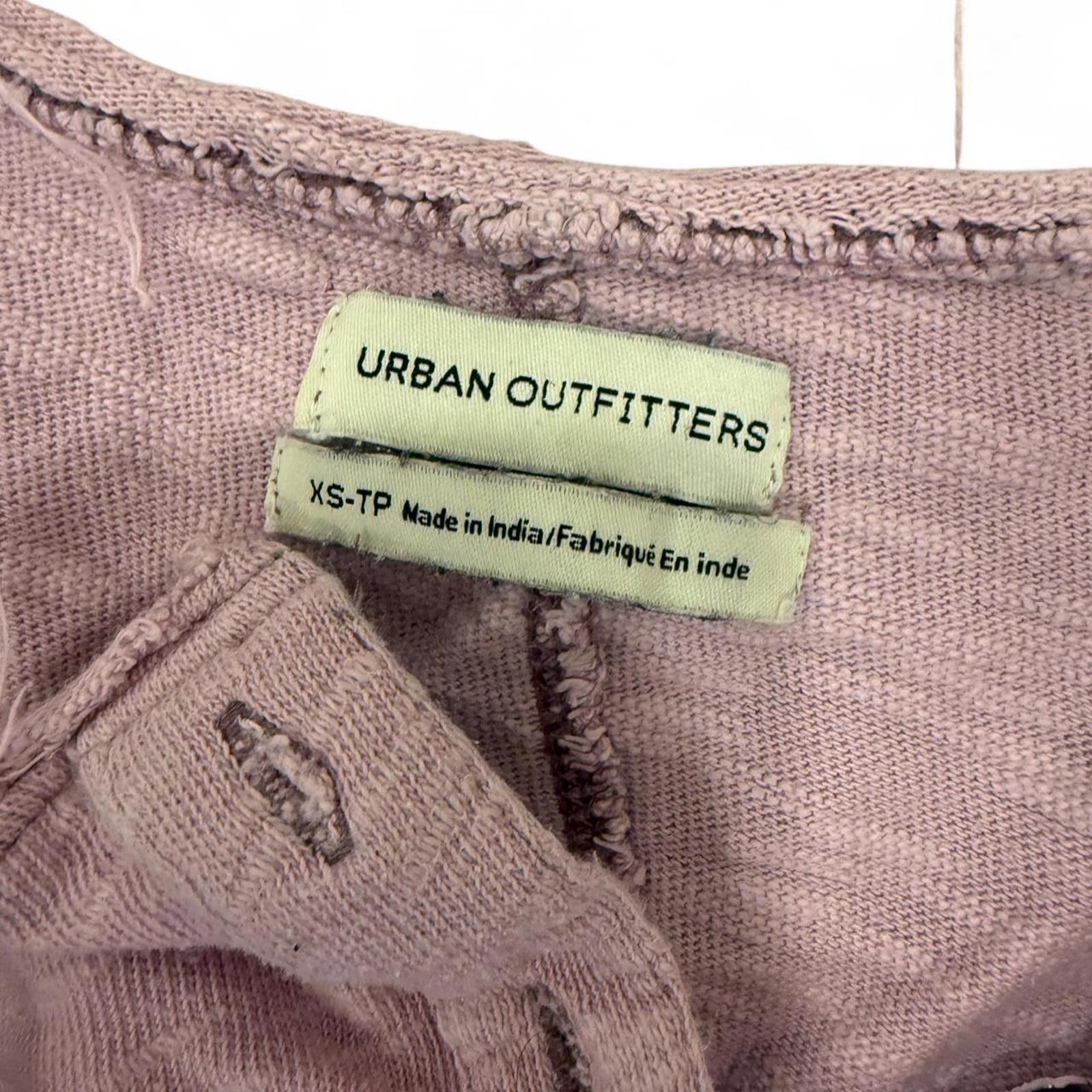 Urban Outfitters 🌸 Urban Outfitters Pink Long Sleeve Top – XS Size XS / US 0-2 / IT 36-38 - 3 Thumbnail