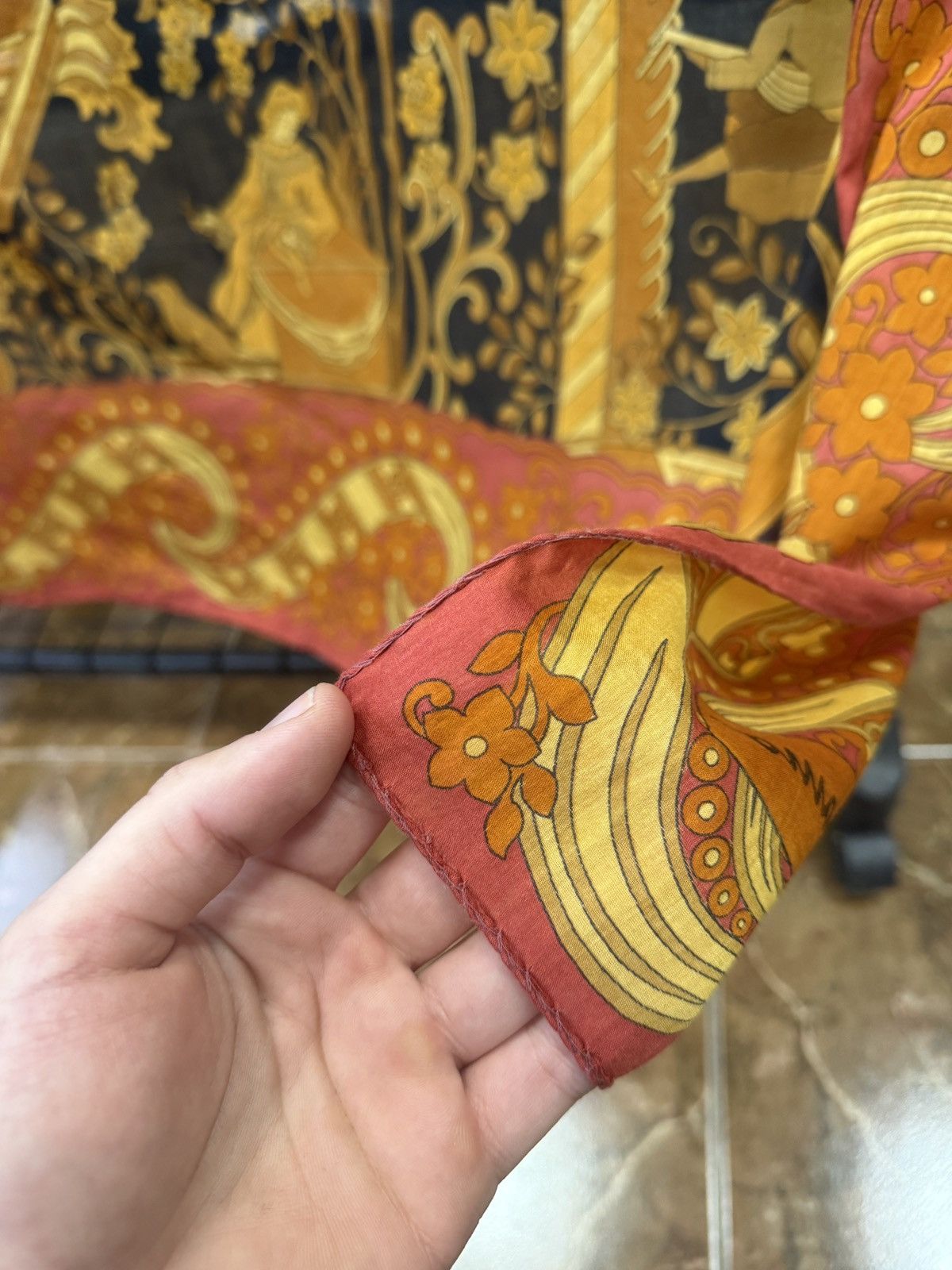 Salvatore Ferragamo 🇮🇹 Vintage 90s Salvatore Ferragamo Silk Scarf Baroque Italy Size ONE SIZE - 15 Thumbnail