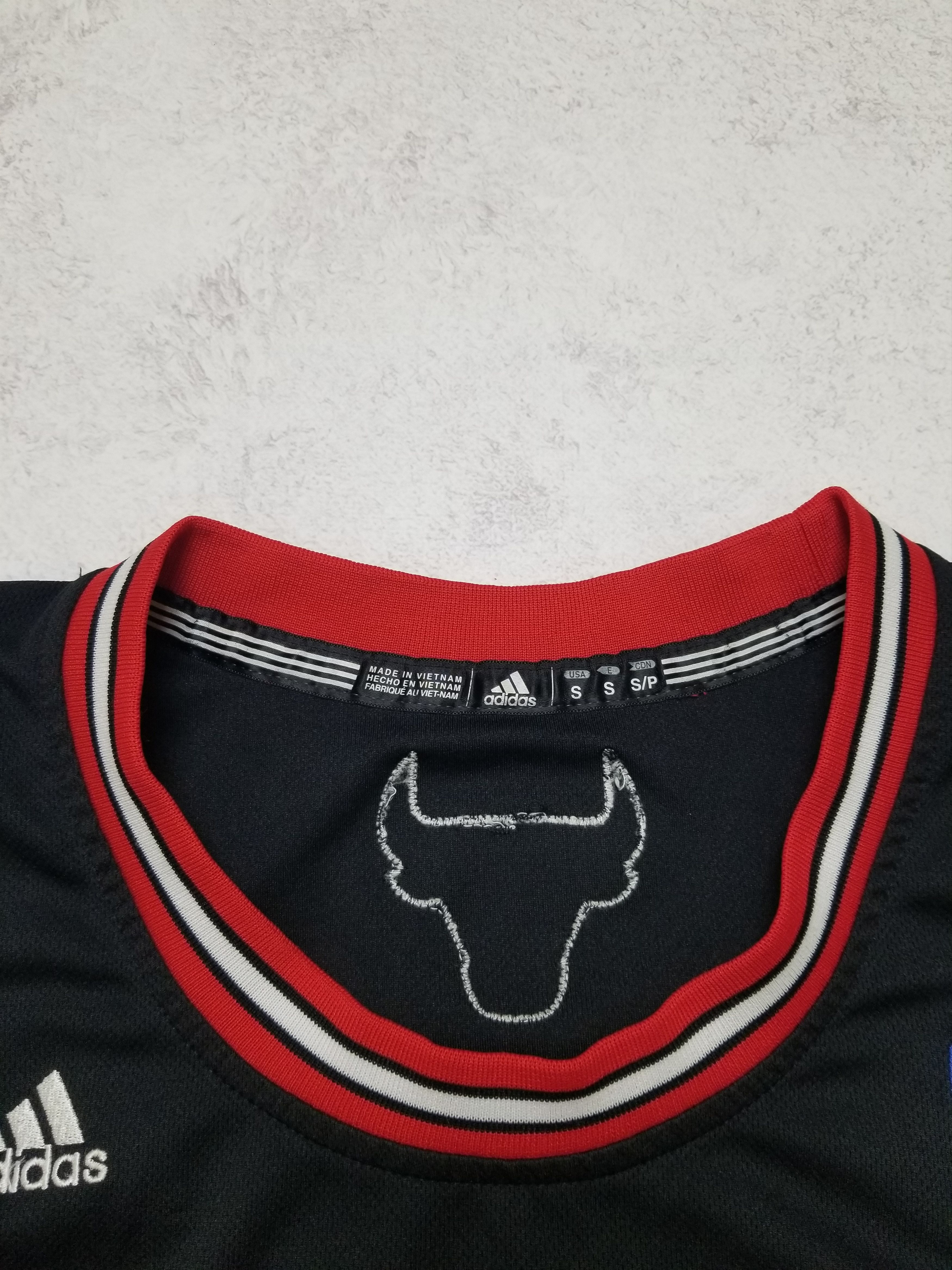 Adidas Authentics Derrick Rose #1 Chicago Bulls Stitched Jersey Size US S / EU 44-46 / 1 - 9 Thumbnail