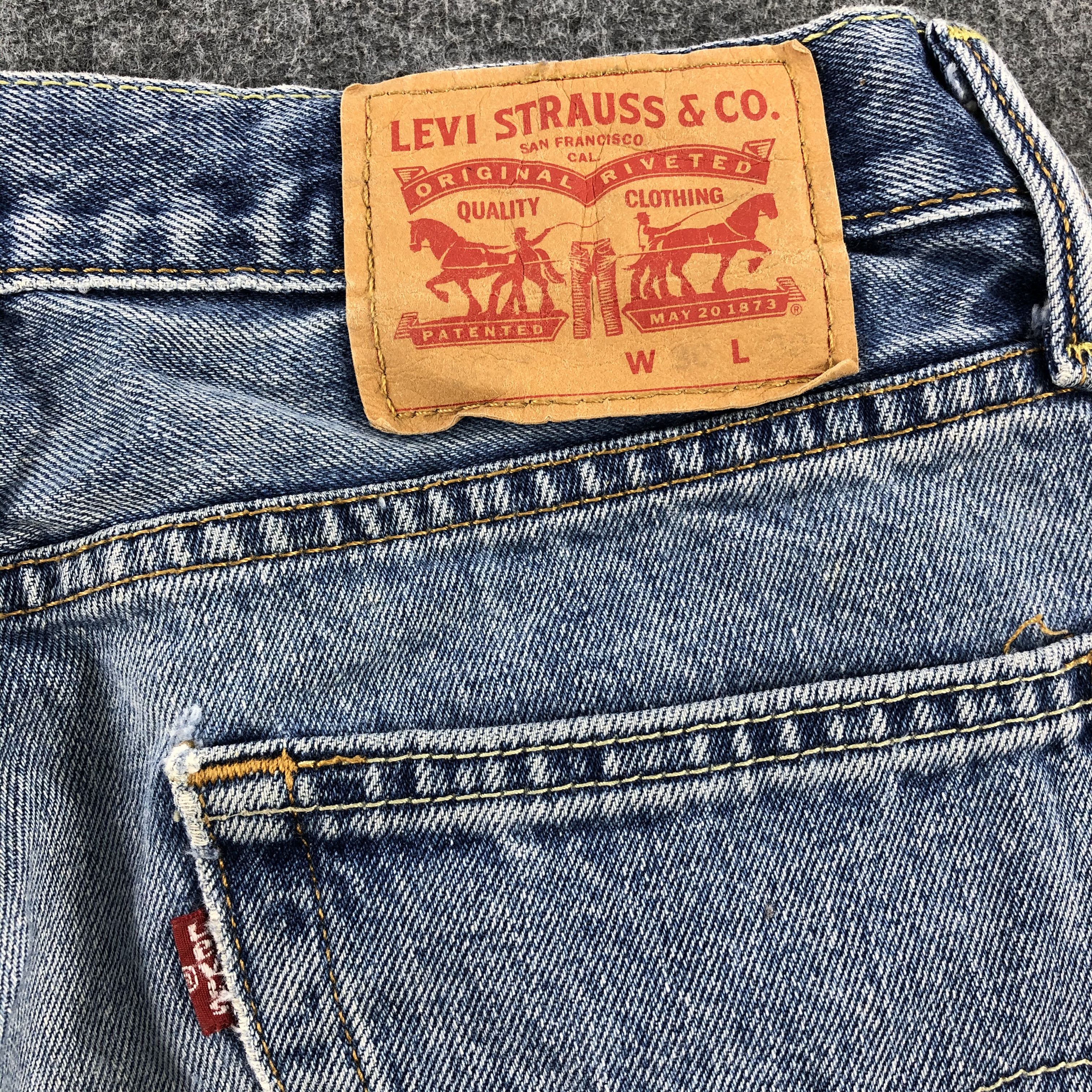 Levi's × Vintage Vintage Blue Wash Levis 505 Jeans-JM1955 Size US 31 - 6 Thumbnail
