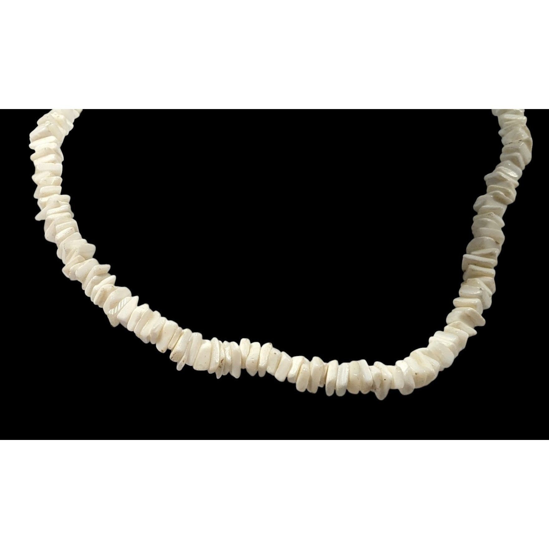 Other Retro 90s Style White Seashell Chip Necklace Size ONE SIZE - 3 Thumbnail