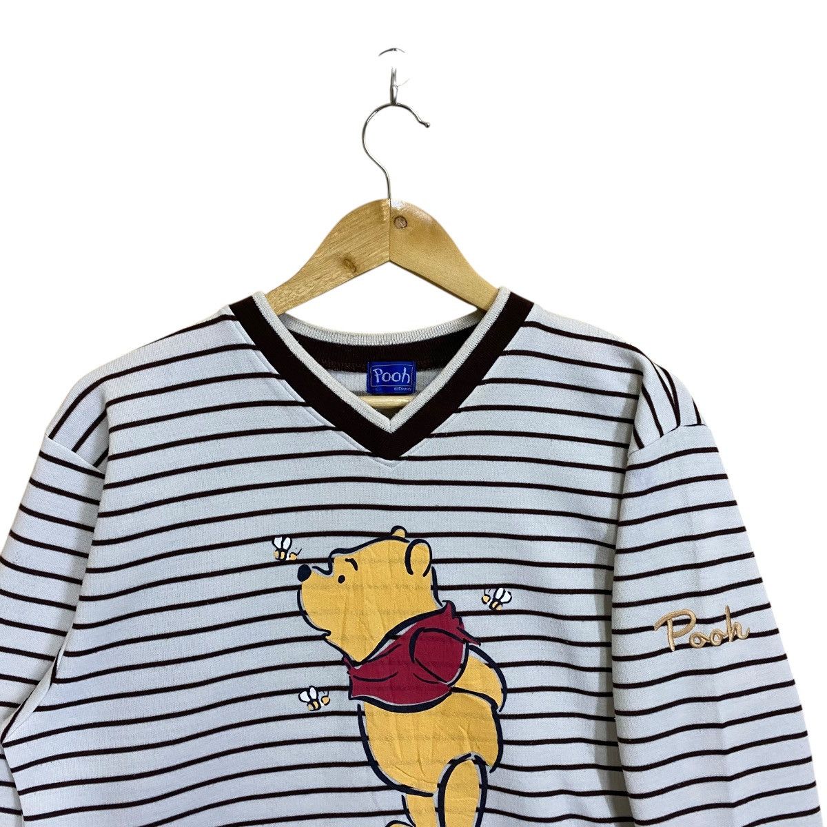 Disney Winnie The Pooh Vneck Sweatshirt Size US M / EU 48-50 / 2 - 4 Thumbnail