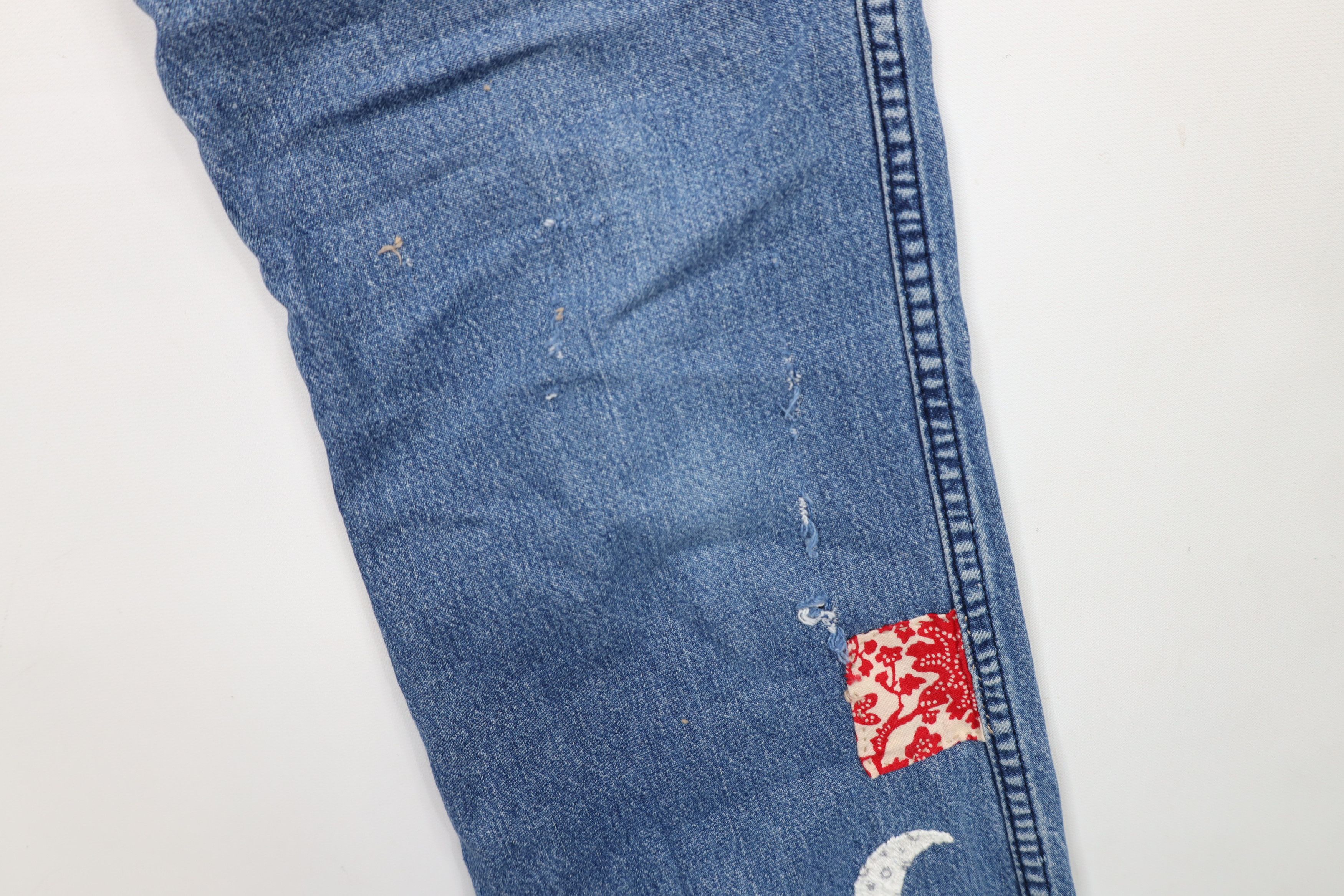 Vintage Vintage 90s Streetwear Patchwork Embroidered Flared Jeans Size 34" / US 12 / IT 48 - 5 Thumbnail