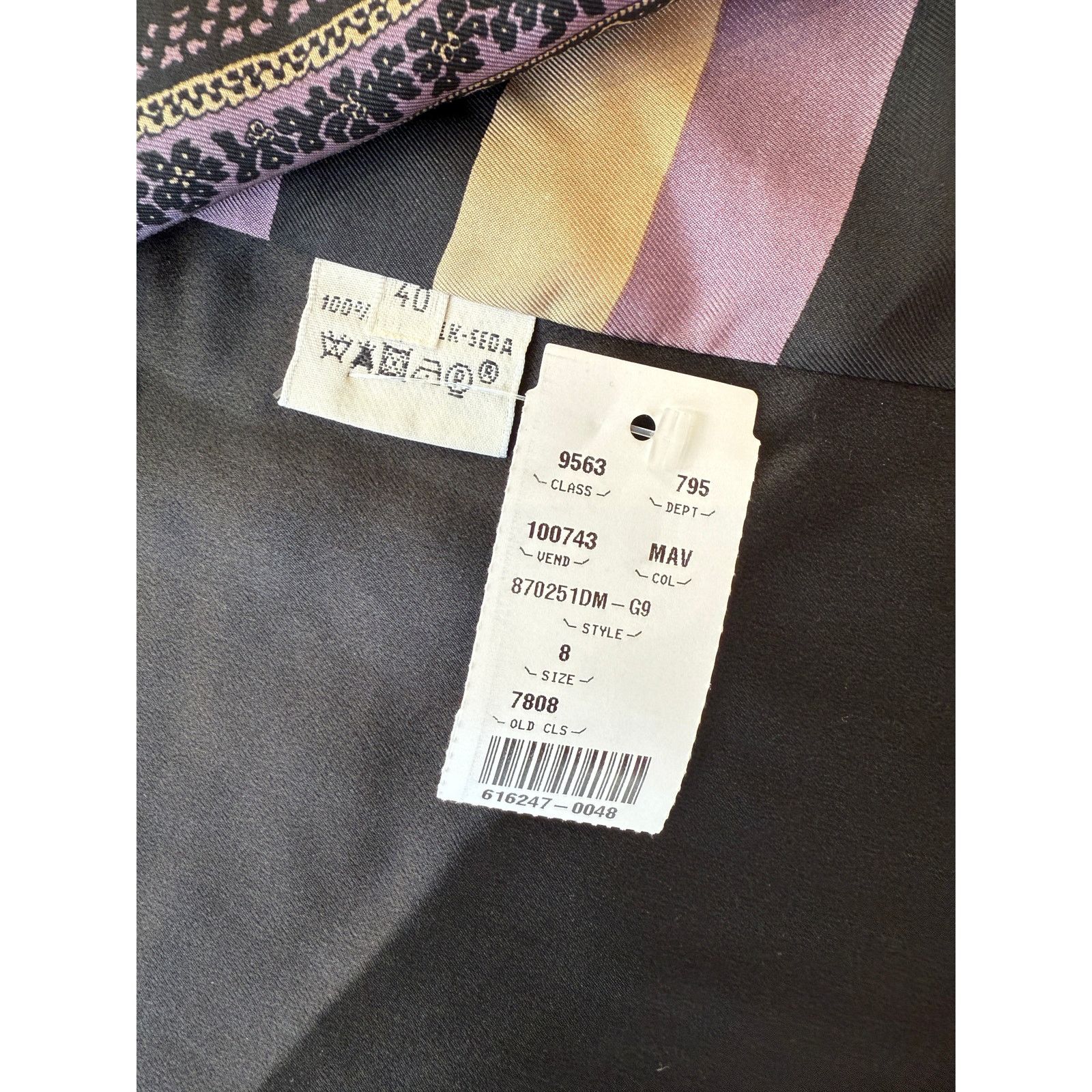 Hermes Hermes Paris Purple Paisley Silk Vest Size M / US 6-8 / IT 42-44 - 4 Thumbnail
