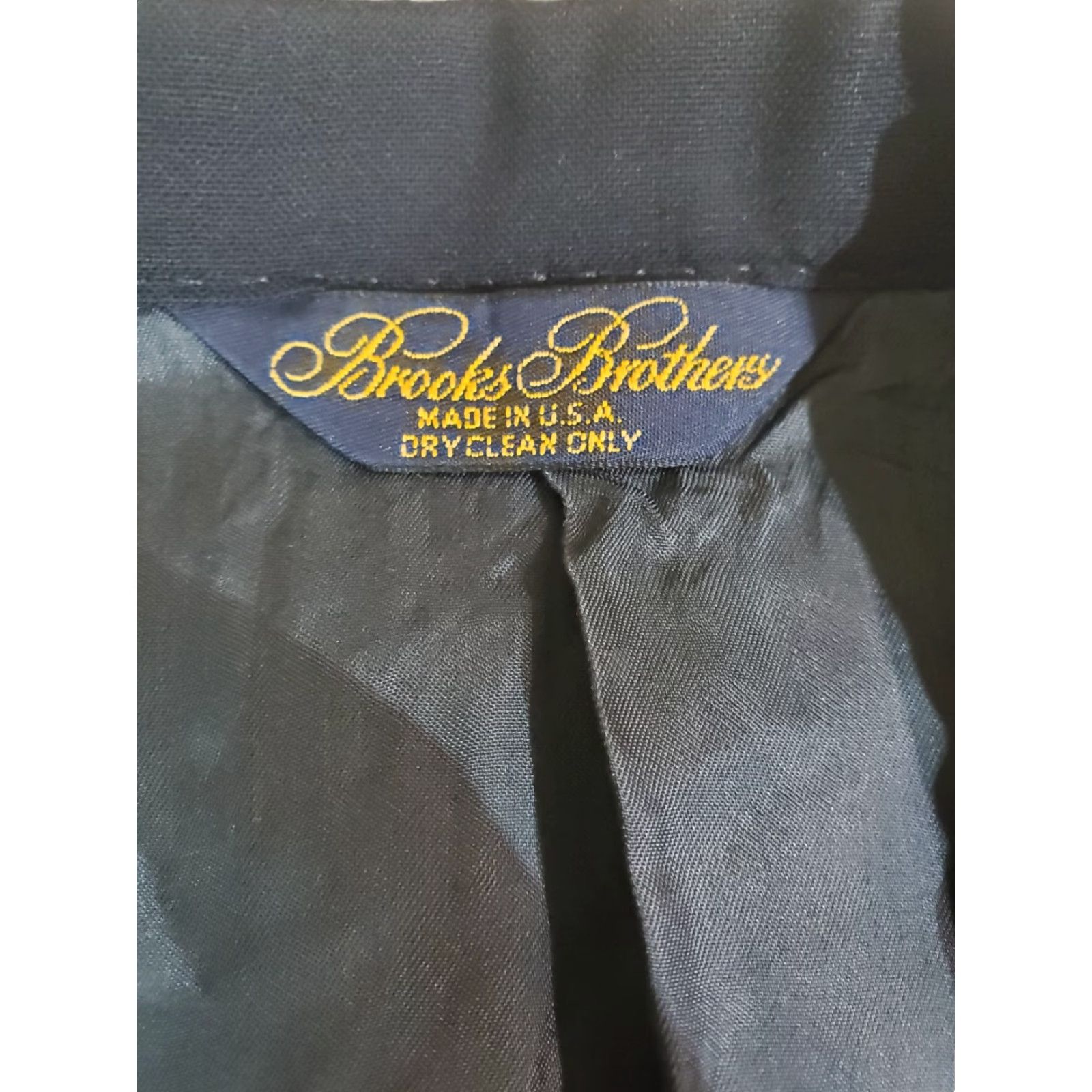 Brooks Brothers VINTAGE Brooks Brothers Signature 3-Button Navy Blue Mens 44L Suit Coat/Jacket 100% Wool Size 44R - 4 Thumbnail