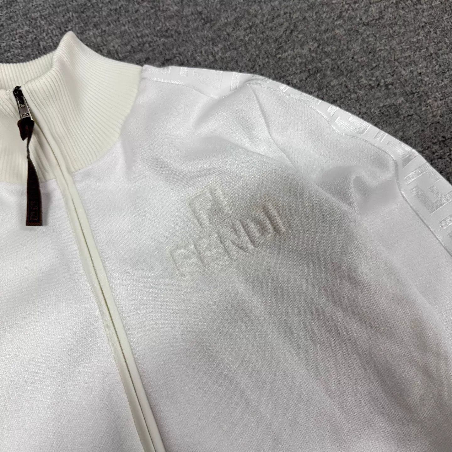 Fendi Fendi Women's Double F Sleeve Logo Zip Stand Collar Track Size XS / US 0-2 / IT 36-38 - 4 Thumbnail