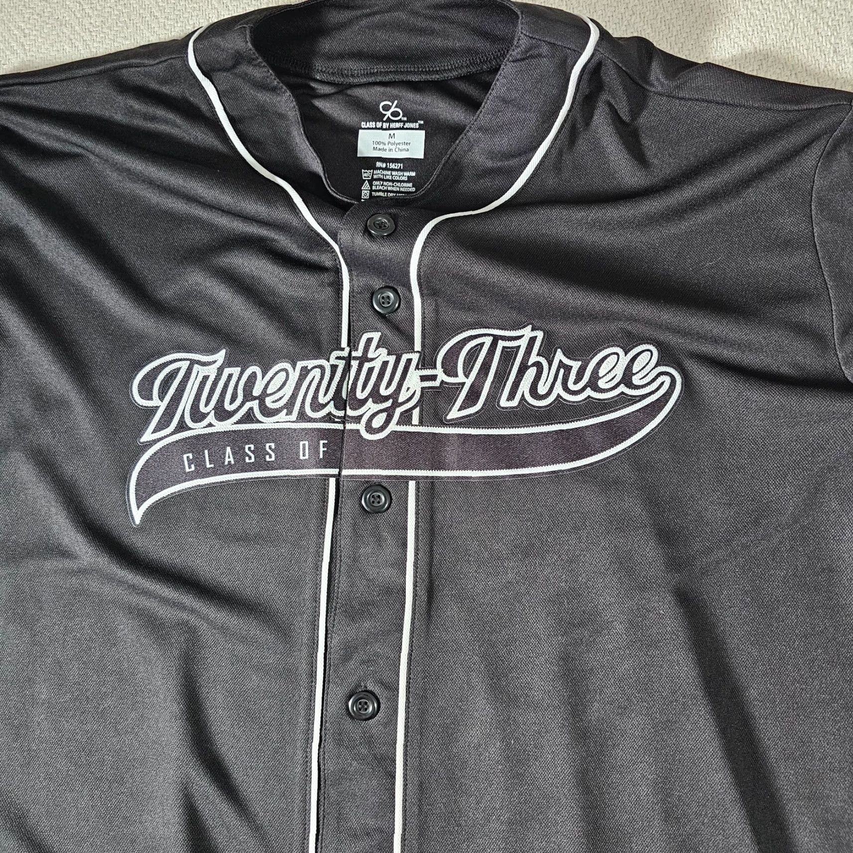 Vintage HERFF JONES 2023 Senior Baseball T-Shirt Unisex Adult Medium Black Contrast Stitching Size M / US 6-8 / IT 42-44 - 3 Thumbnail