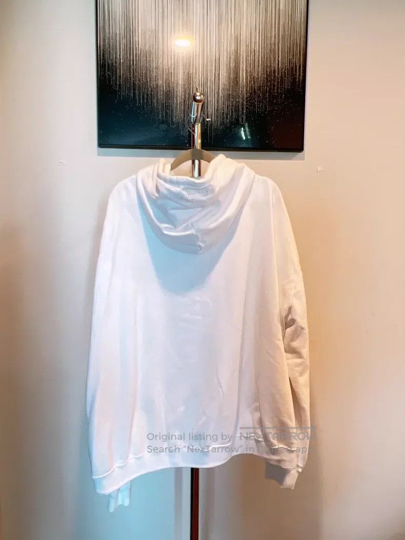 Vetements Vetements Rainbow Embroidered Letter White Hooded Sweatshi Size US XS / EU 42 / 0 - 2 Thumbnail