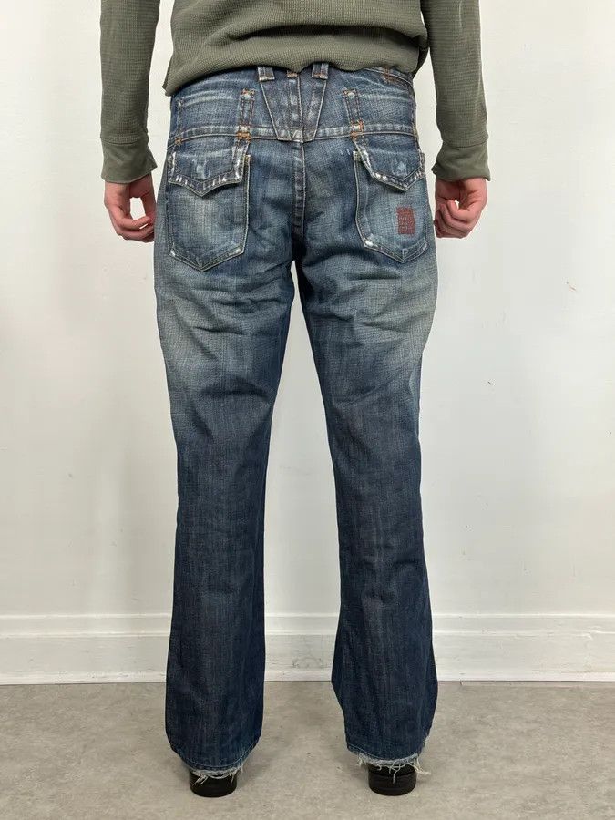 Marithe + Francois Girbaud 2000s Marithé + François Girbaud Faded Blue Relaxed Denim Jeans Size US 32 / EU 48 - 4 Thumbnail