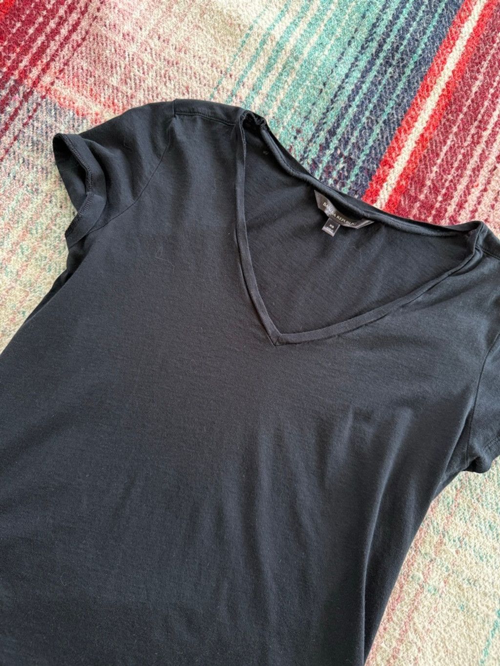 Banana Republic Women's Banana Republic Short Sleeve V-Neck T-Shirt Bundle X Size XS / US 0-2 / IT 36-38 - 7 Thumbnail