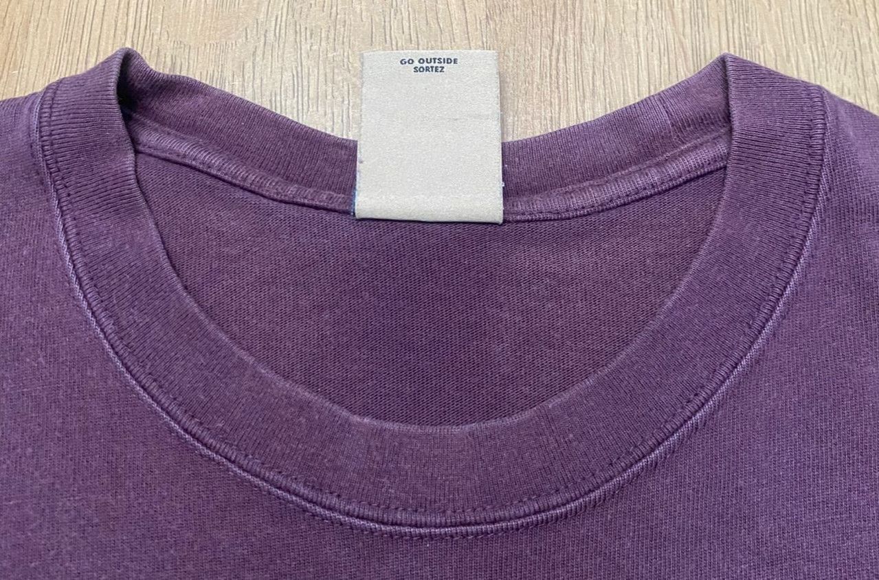 Nike ACG Vintage Nike ACG Small Logo Tshirt Size US M / EU 48-50 / 2 - 9 Thumbnail
