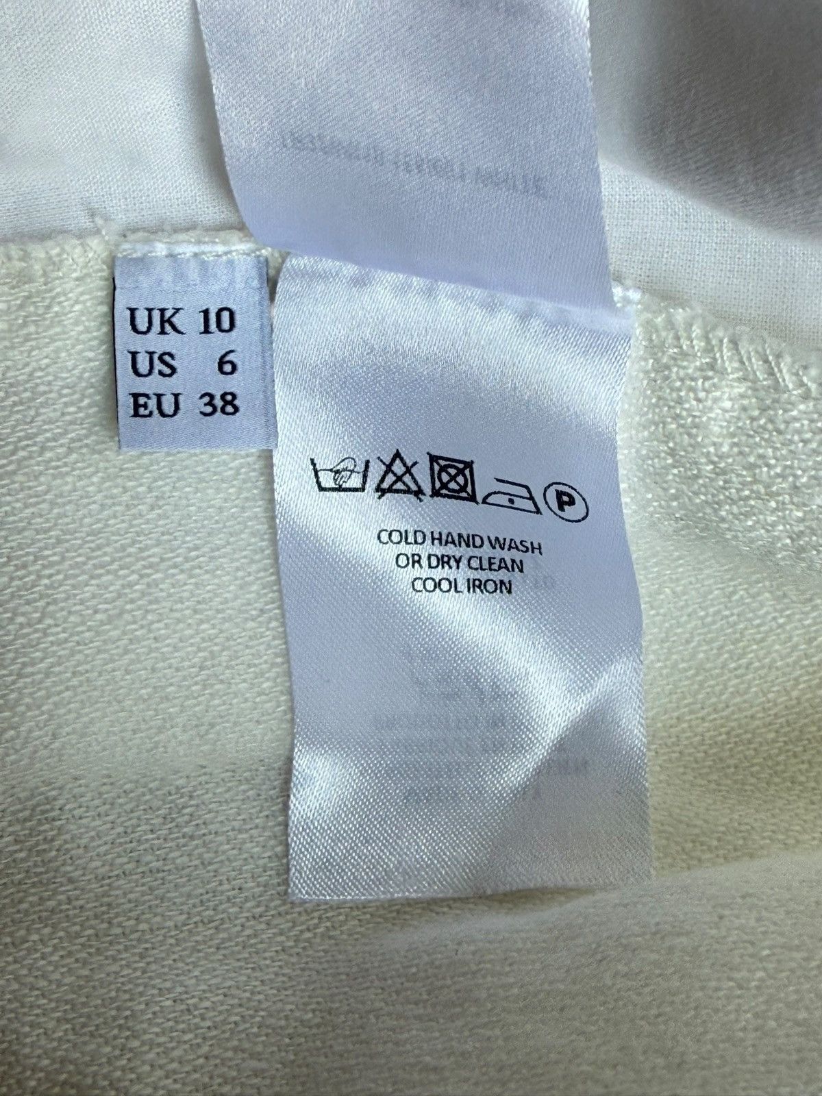 JW Anderson JW Anderson White Linen Logo Trim Bermuda Shorts Size 30" / US 8 / IT 44 - 5 Thumbnail