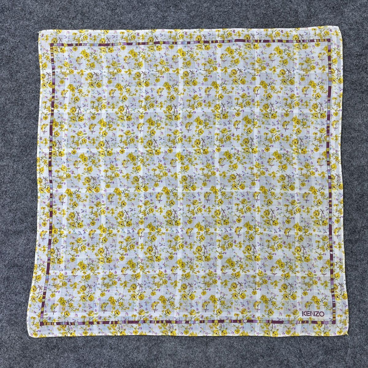 Kenzo Kenzo Handkerchief / Bandana / Neckerchief / Headscarf B1141 Size ONE SIZE - 1 Thumbnail