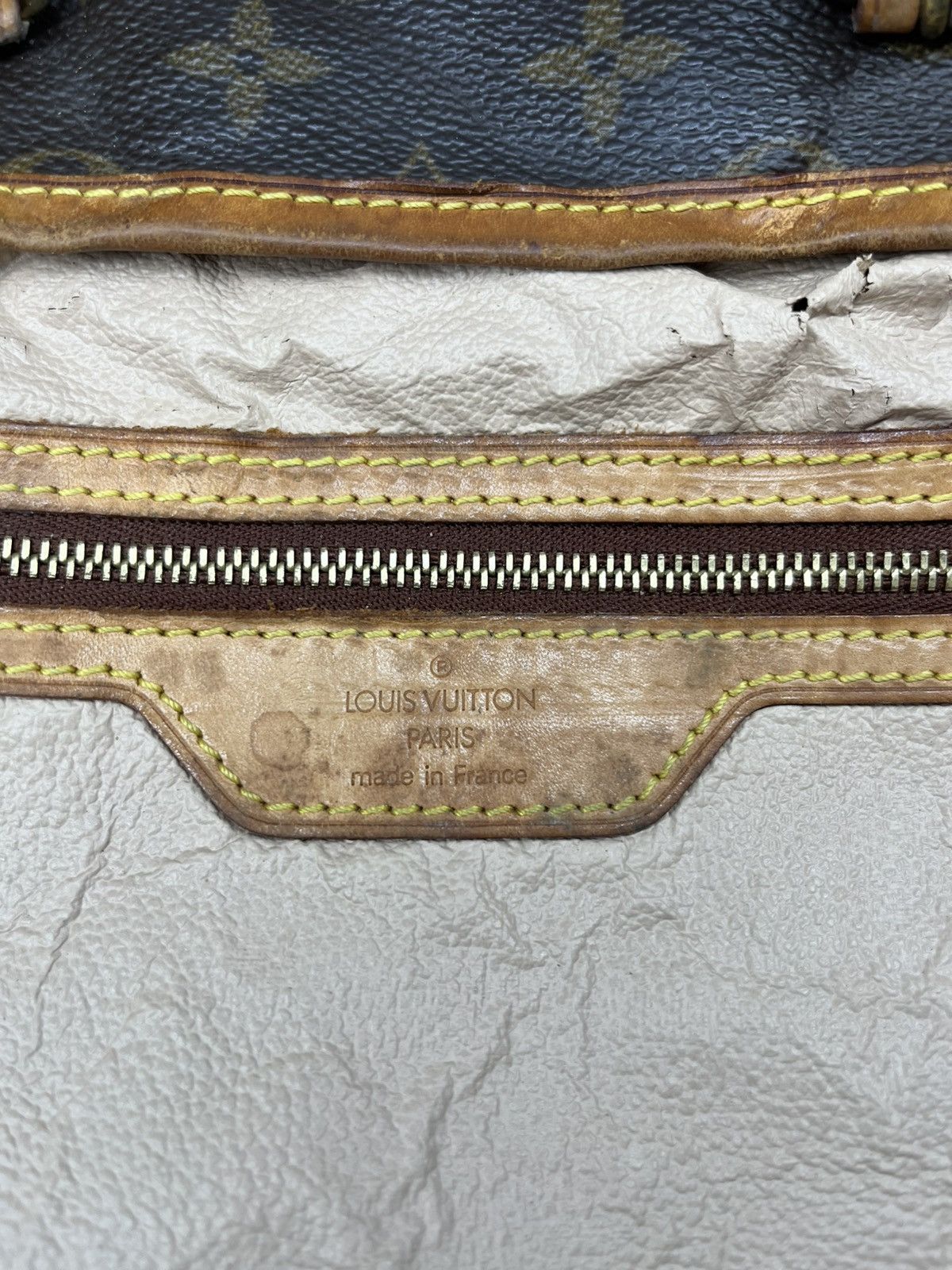 Louis Vuitton Authentic LOUIS VUITTON Bucket Bag Size ONE SIZE - 20 Thumbnail
