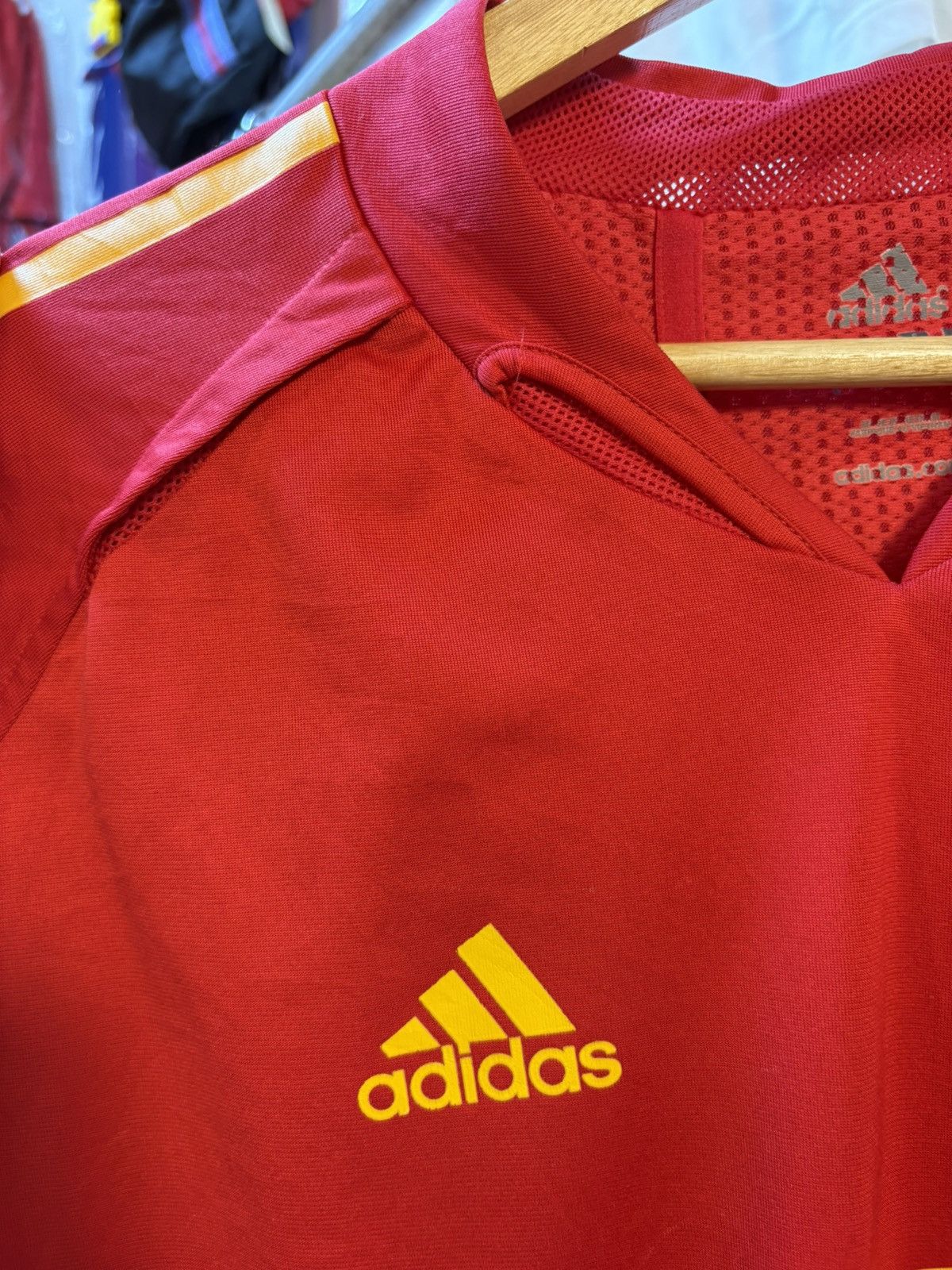 Adidas Vintage 2004-2006 Spain Football Team Home Kit Size US L / EU 52-54 / 3 - 9 Thumbnail