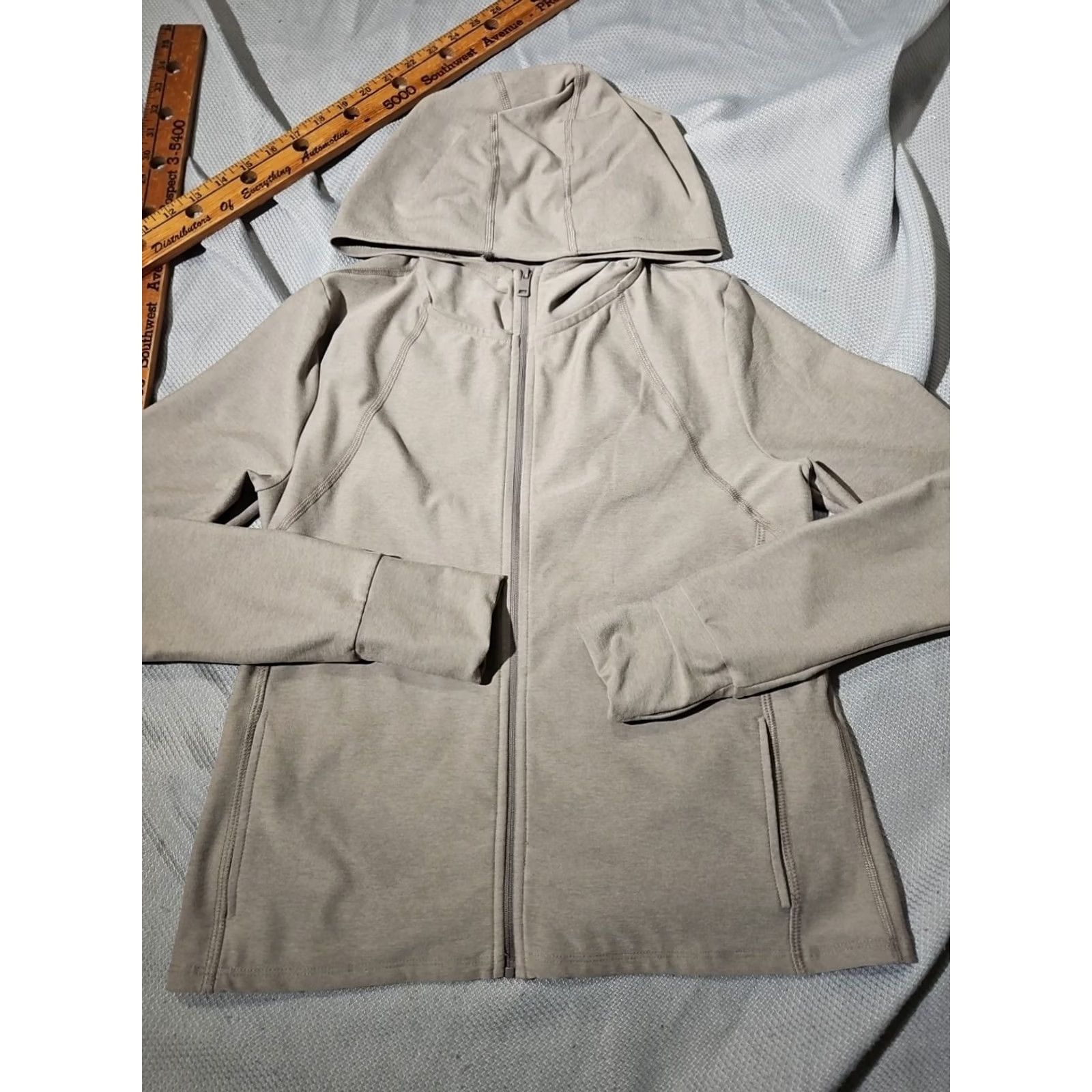 Beyond Yoga Beyond Yoga Jacket Womens XS Beige Core Spacedye High Energy Hoodie Full Zip Hoodie Unisex? No — Women’s only. Size XS / US 0-2 / IT 36-38 - 2 Thumbnail