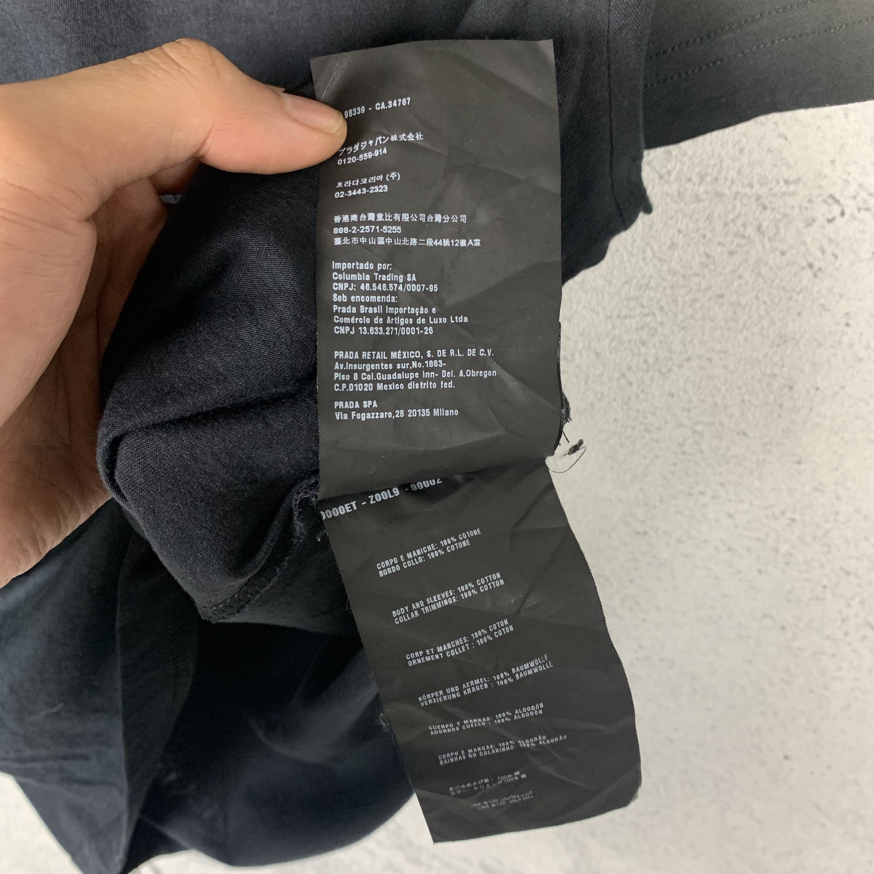 Prada Prada V-neck Top Size L / US 10 / IT 46 - 7 Thumbnail