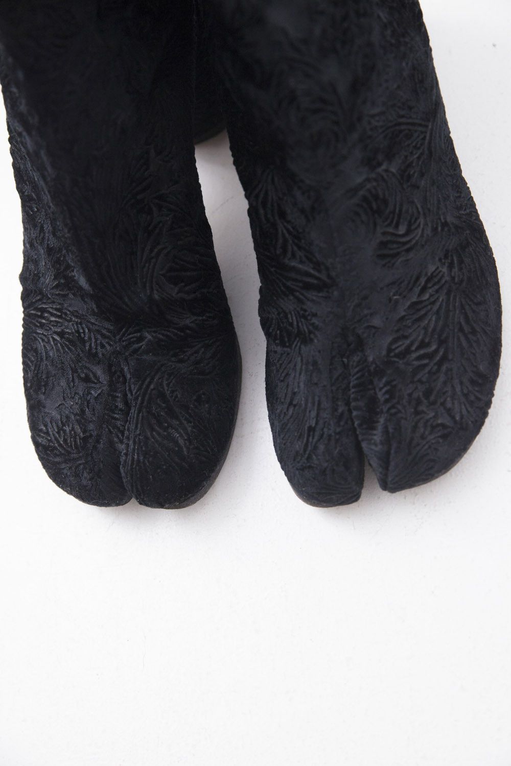 Maison Margiela 2014 velvet brocade tabi boots Size US 7 / IT 37 - 6 Thumbnail