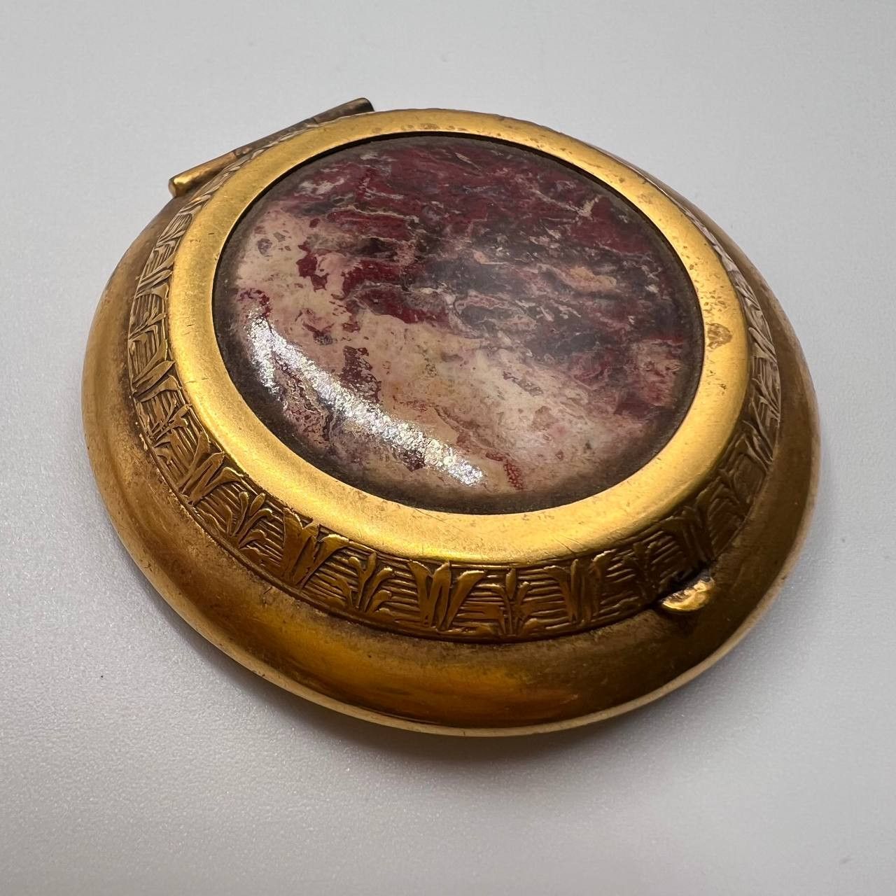 Vintage Vintage Vanity Powder Compact Case Gilded Brass Jasper Stone Size ONE SIZE - 3 Thumbnail