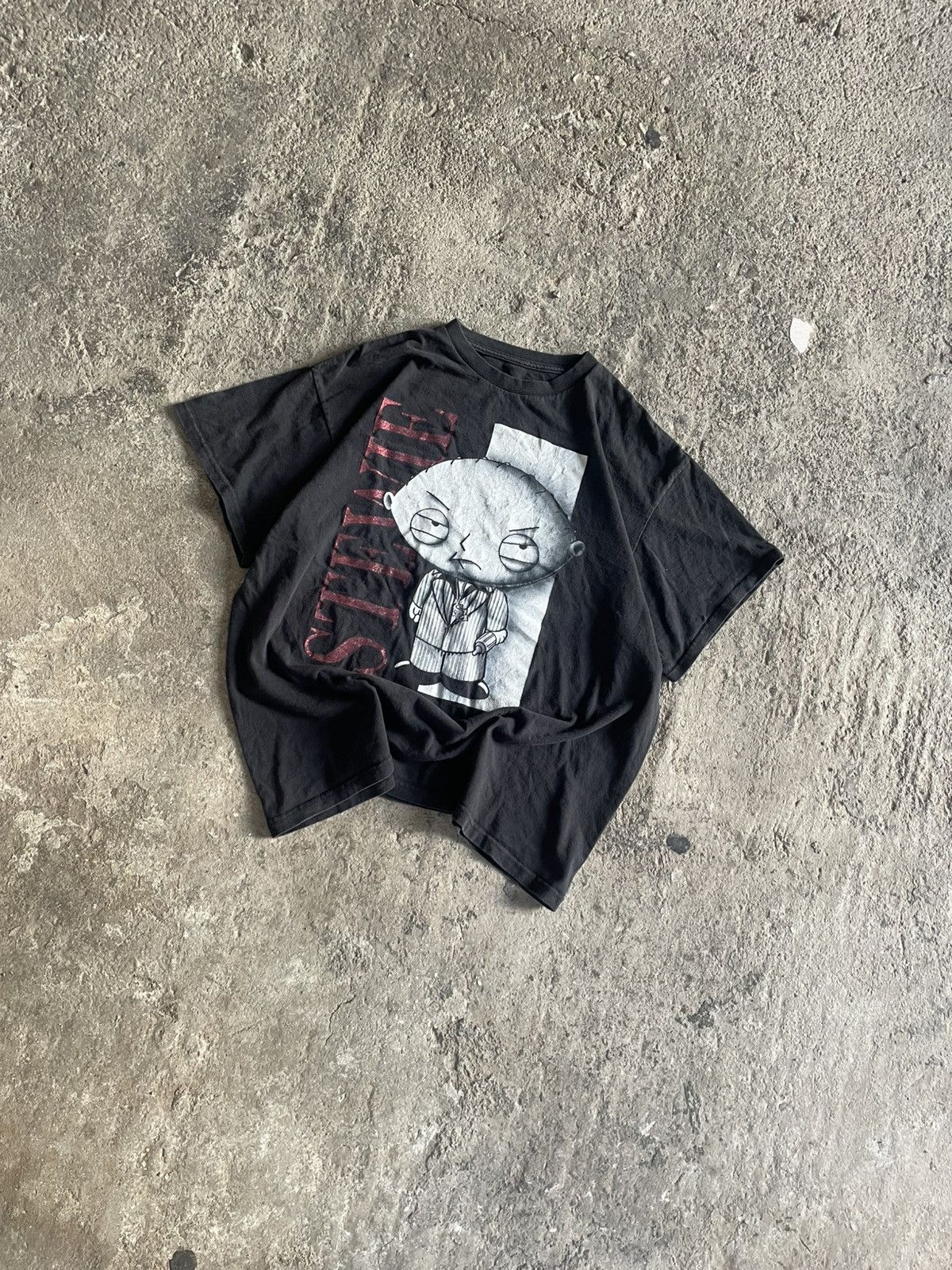 Vintage Vintage Family Guy x Scarface tee Size US XL / EU 56 / 4 - 2 Thumbnail