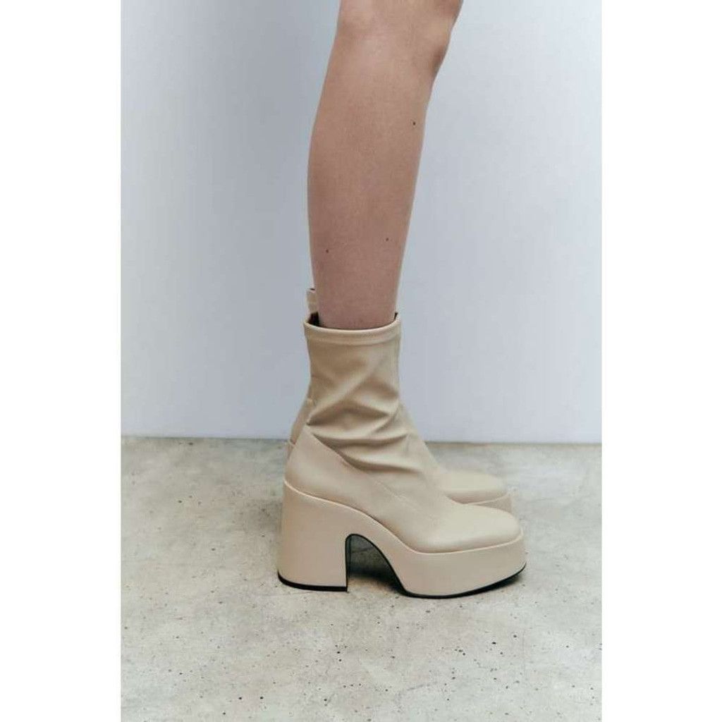 Zara Zara Platform Heeled Ankle Boots Size 8 US / 39 EU Size US 8 / IT 38 - 3 Thumbnail