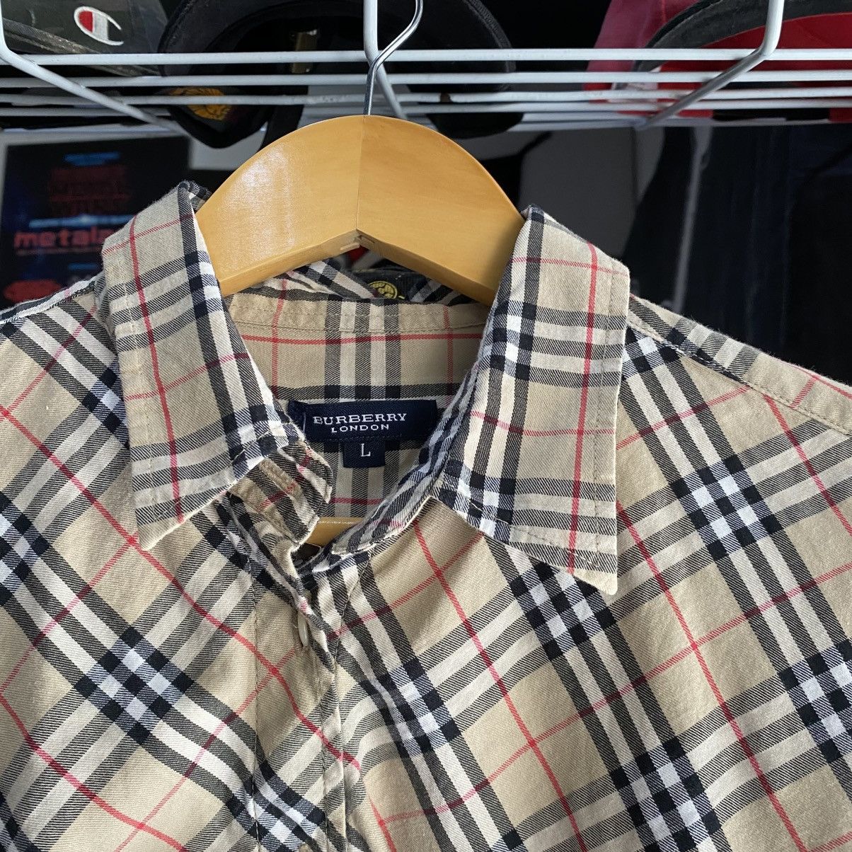 Burberry × Vintage Vintage Burberry Nova Check Shirt Size S / US 4 / IT 40 - 7 Thumbnail