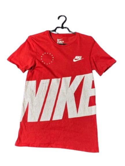 Nike Vintage Nike Red Big Y2K Logo Short Sleeve T-Shirt Size XS Size US XS / EU 42 / 0 - 1 Thumbnail
