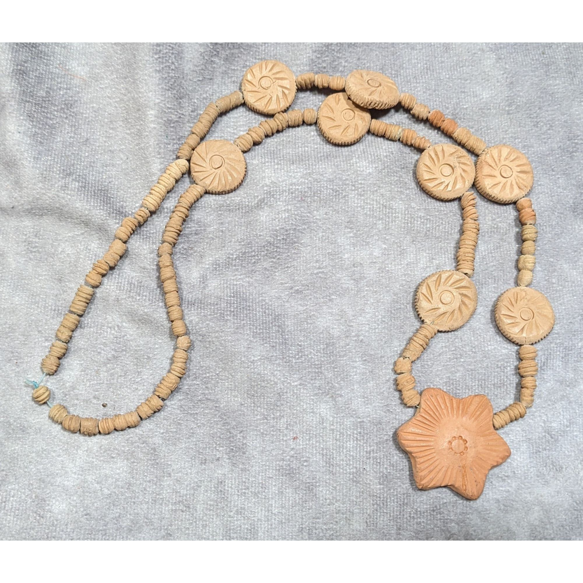 Other Vintage Handmade Star Pendant Clay Beaded Necklace Size ONE SIZE - 4 Thumbnail