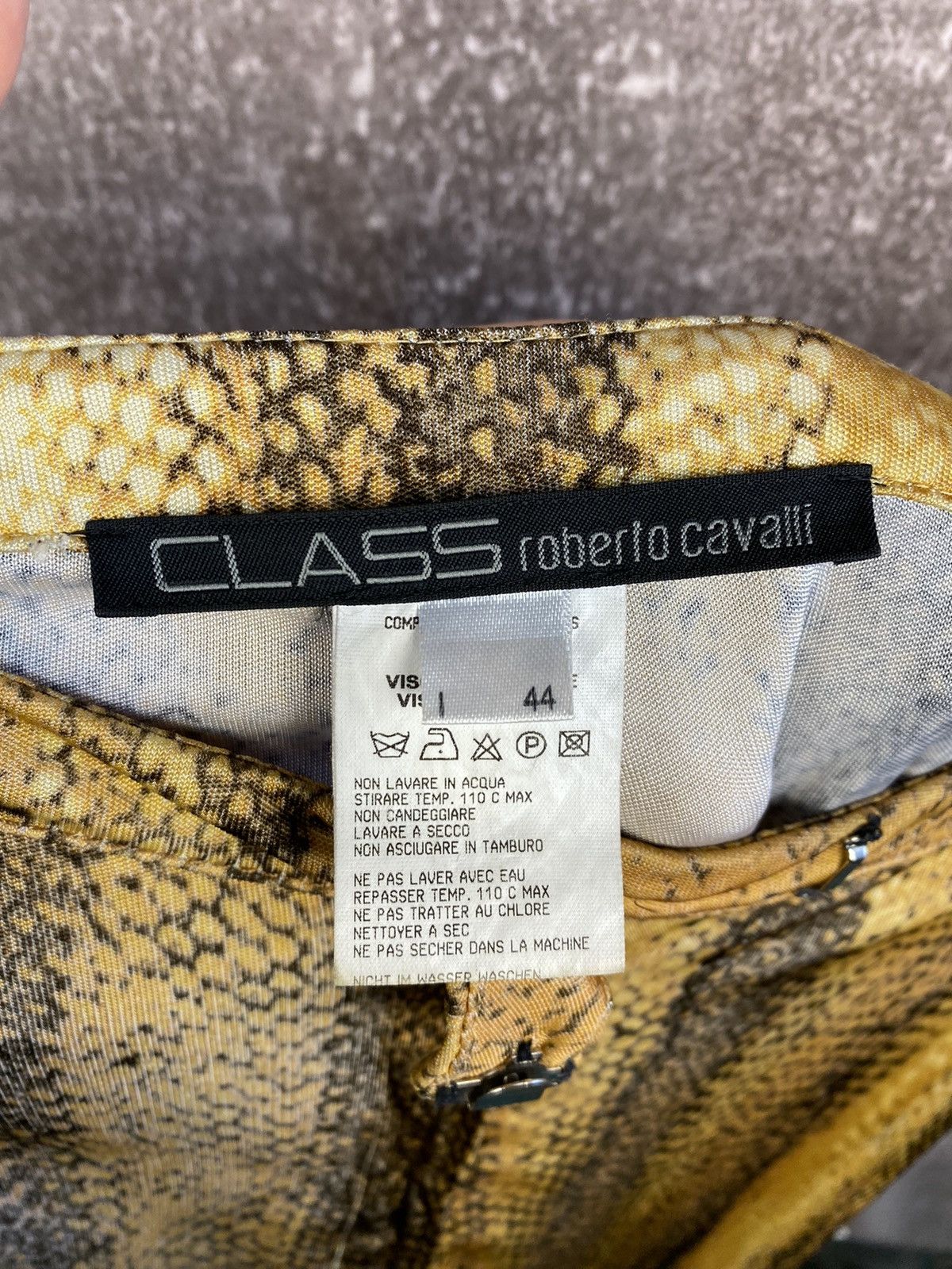 If Six Was Nine × Just Cavalli × Vintage Roberto Just Cavalli Women Snake Print Flared Jeans Pants Size 30" / US 8 / IT 44 - 8 Thumbnail