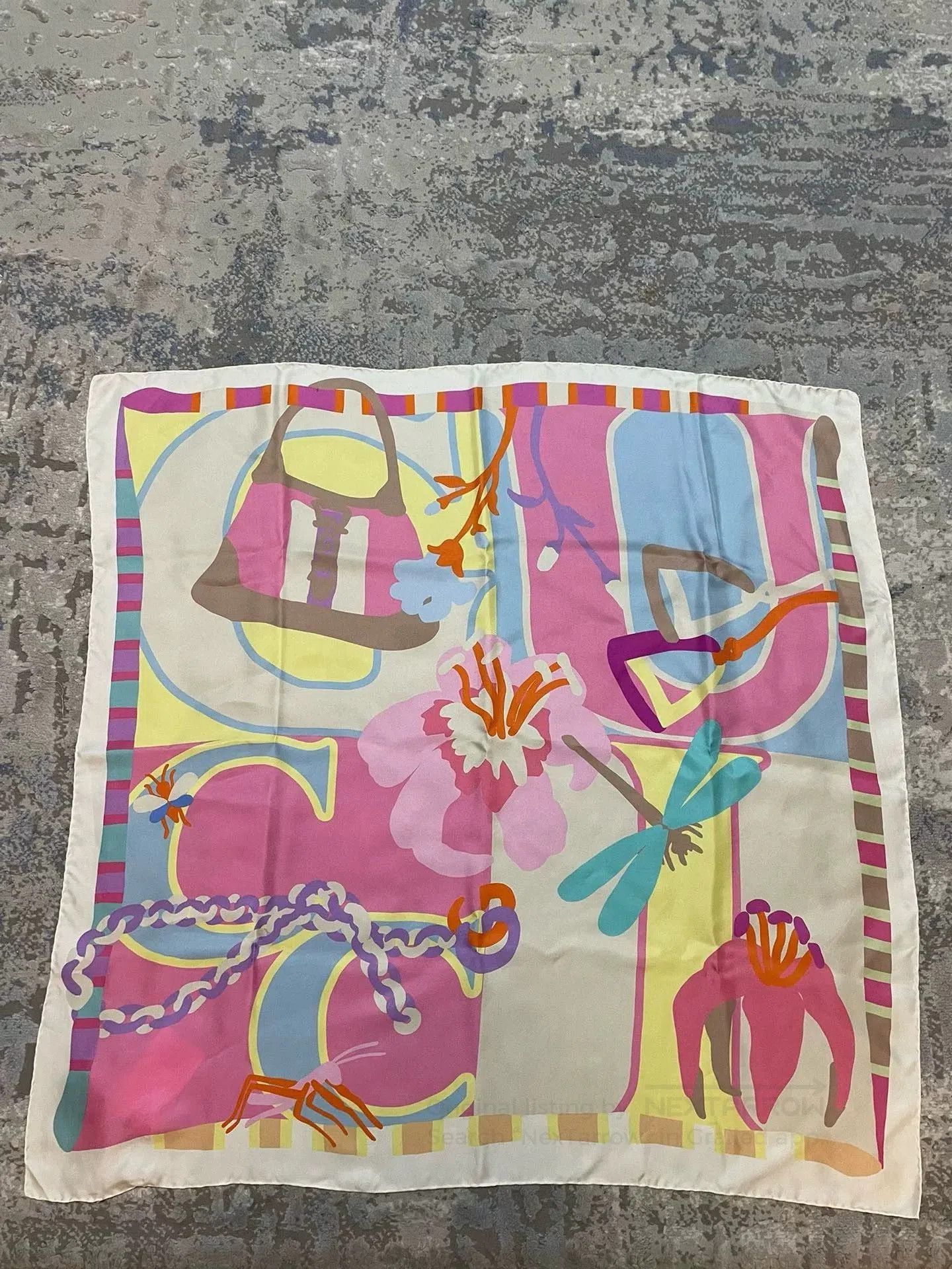Gucci Gucci Floral Print Silk Scarf. Size ONE SIZE - 1 Thumbnail