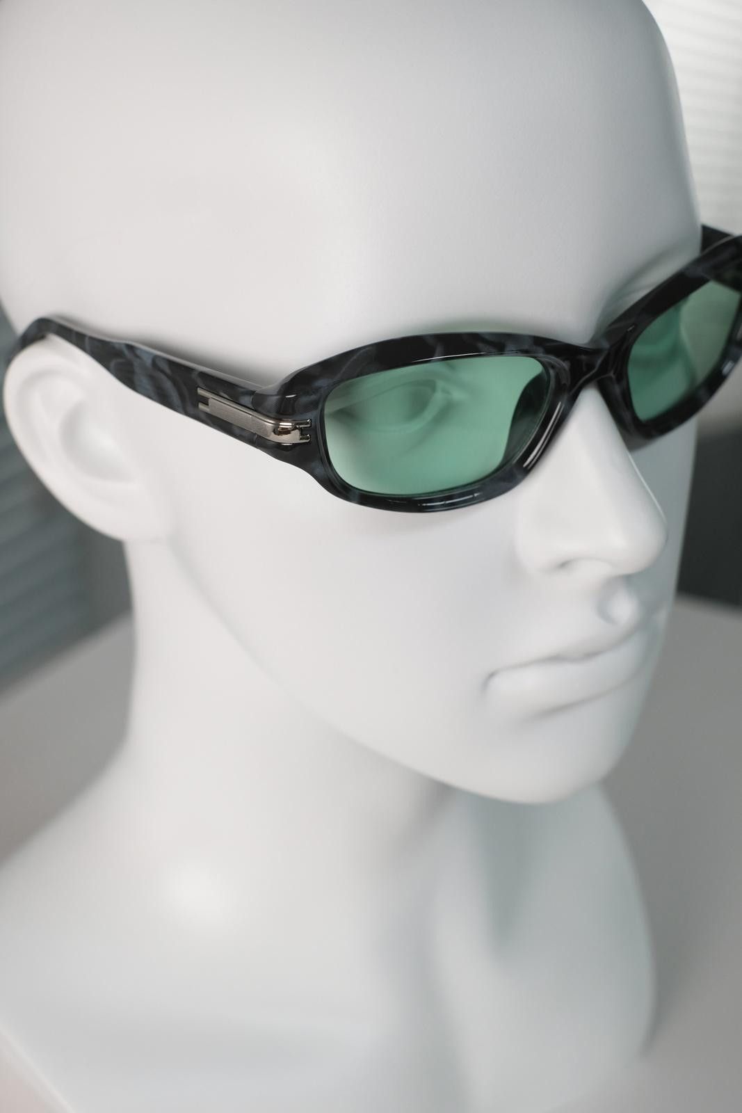 Other Y2k Avant Garde Futuristic Black Blue Sunglasses Unisex OS Size ONE SIZE - 7 Thumbnail