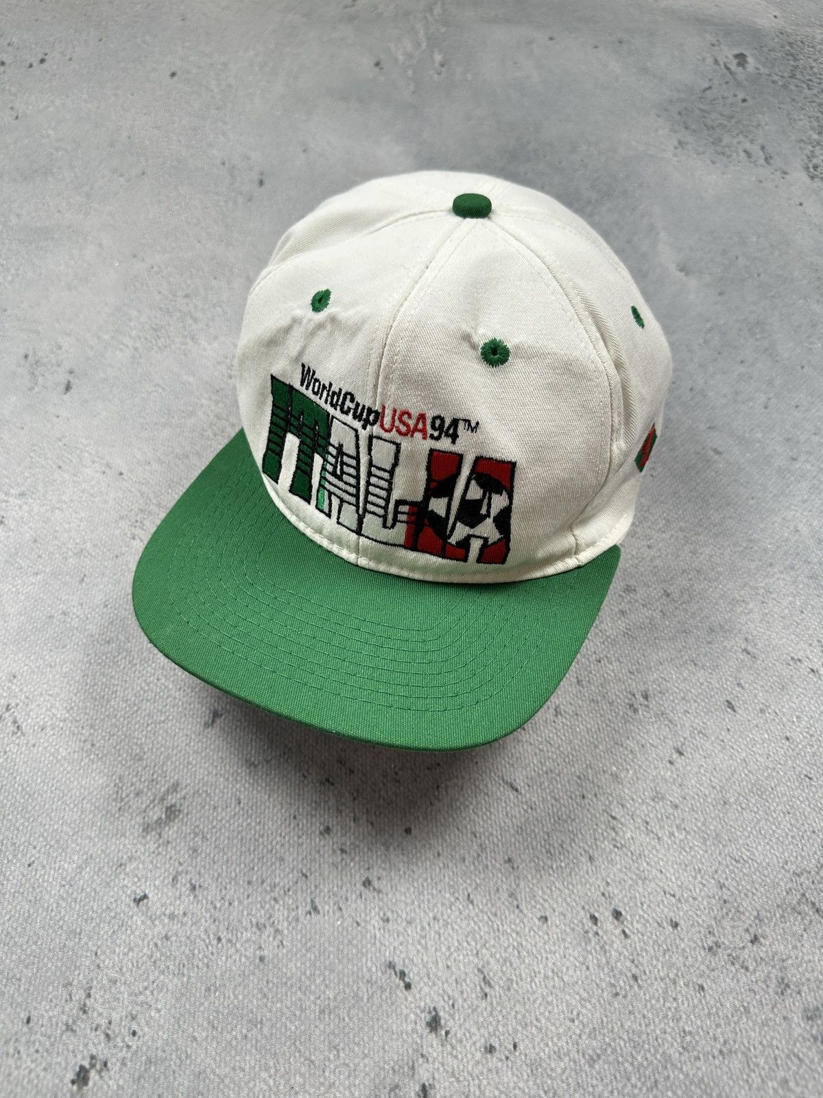Vintage Vintage 1994 World Cup USA Italy #1 Snapback Hat Green White Size ONE SIZE - 1 Thumbnail