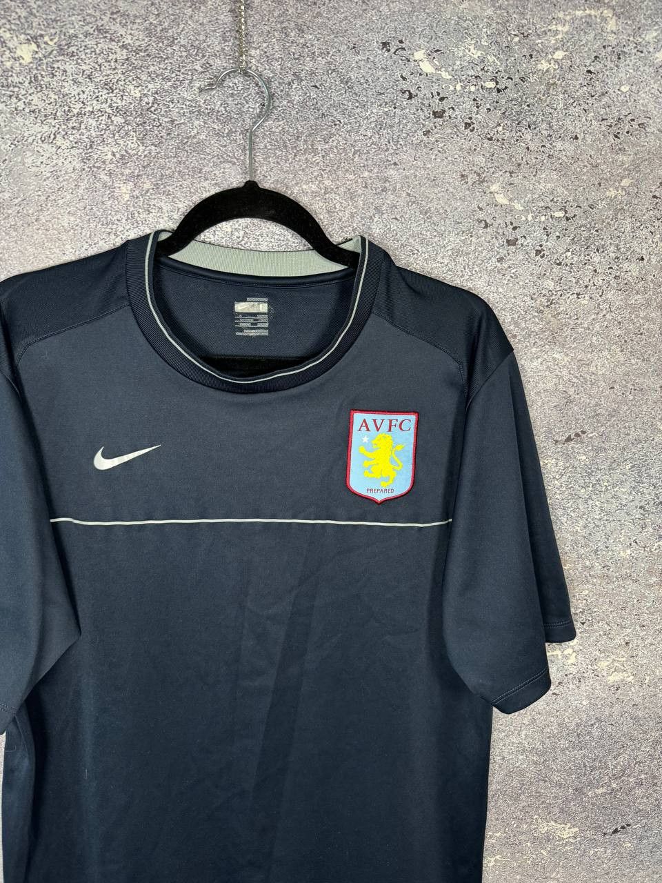 Nike × Vintage Vintage Aston Vila 2006 Nike Training Pre-Match Jersey Size US L / EU 52-54 / 3 - 2 Thumbnail