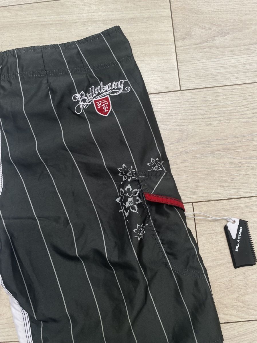 Billabong × Vintage Billabong Graphic Board Shorts (New w/ Keychain) - Size 32 Size US 32 / EU 48 - 6 Thumbnail